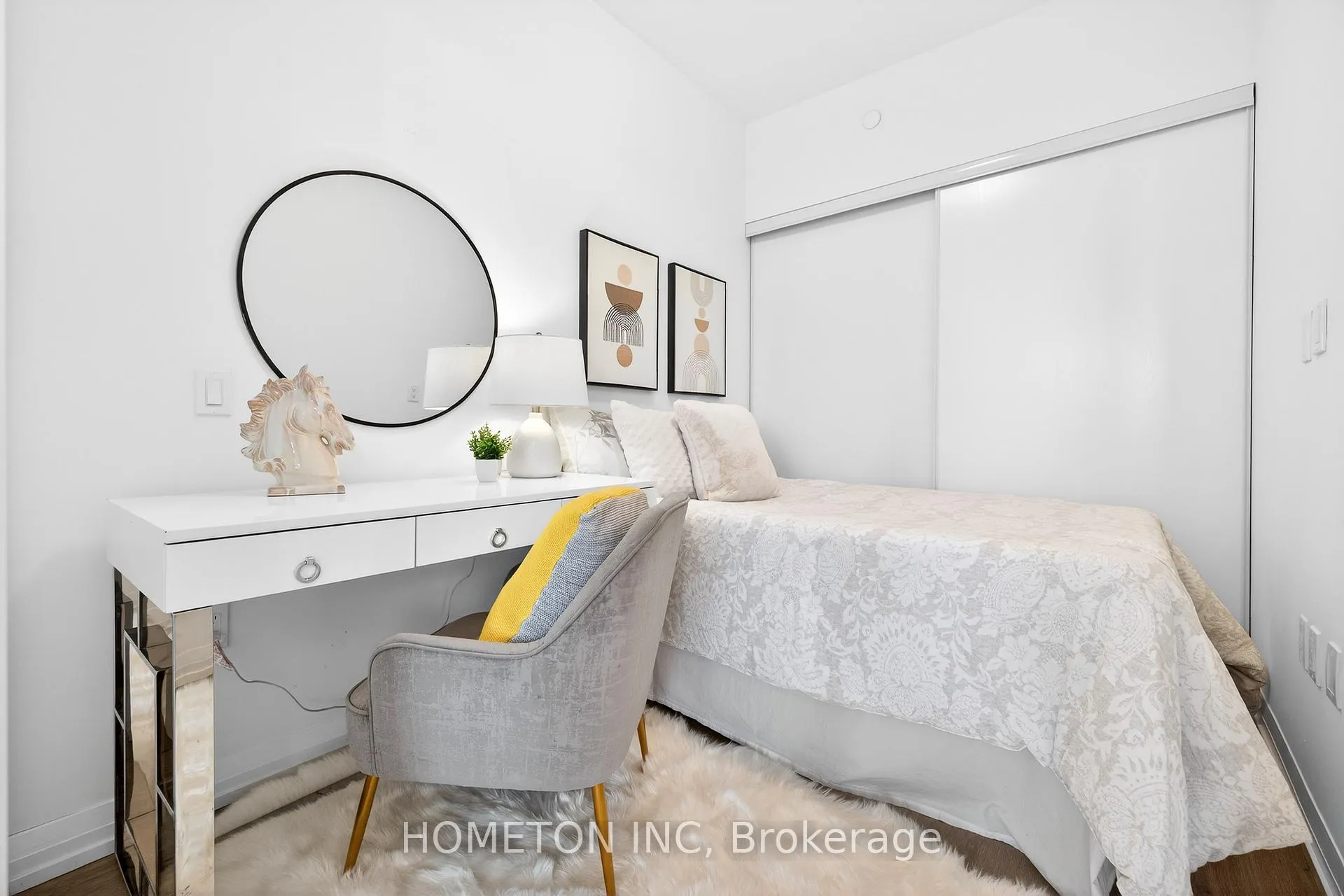 Photo 12 of Unit 1217, 50 Dunfield Avenue, Toronto, Mount Pleasant West — HOMEH