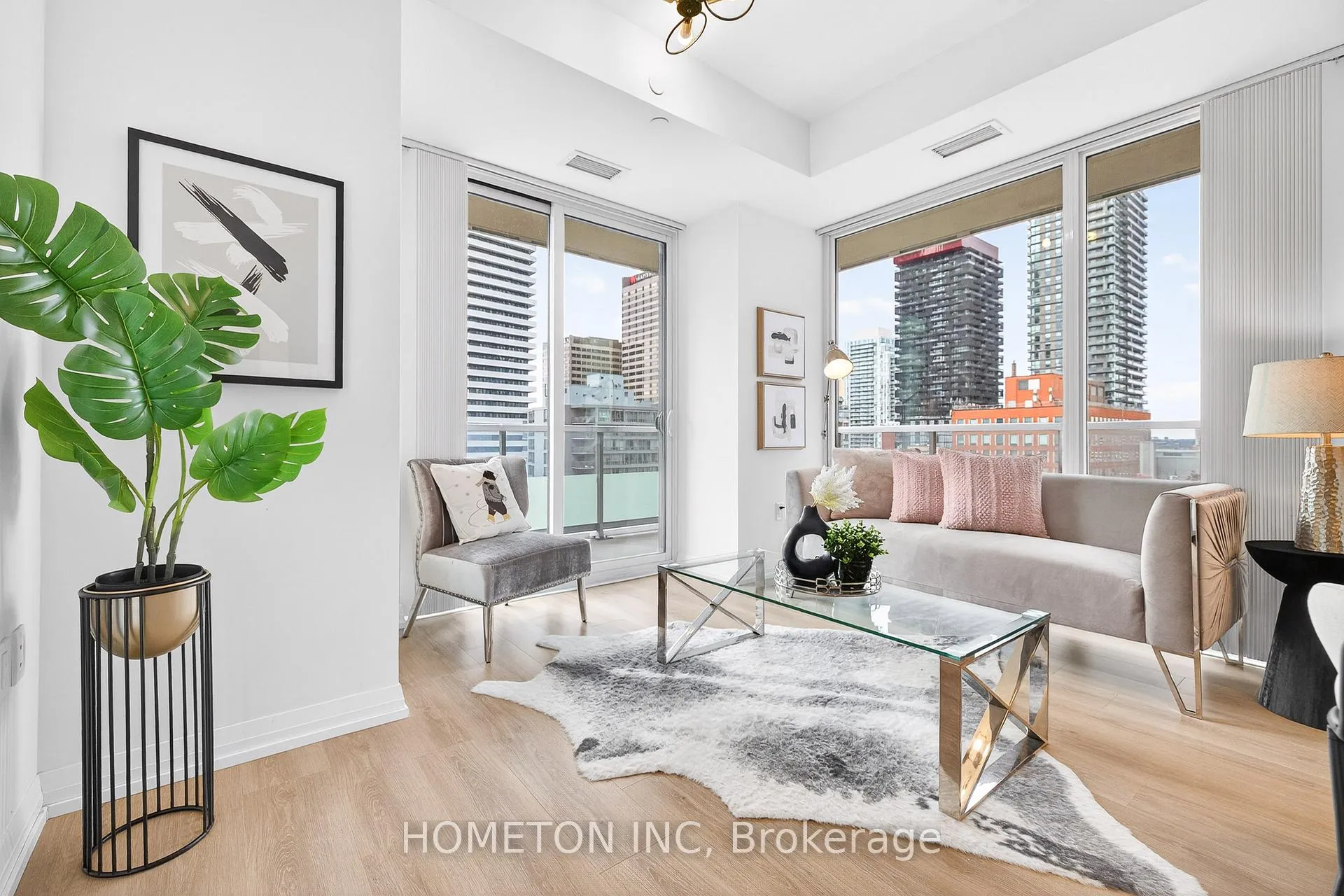 Photo 15 of Unit 1217, 50 Dunfield Avenue, Toronto, Mount Pleasant West — HOMEH
