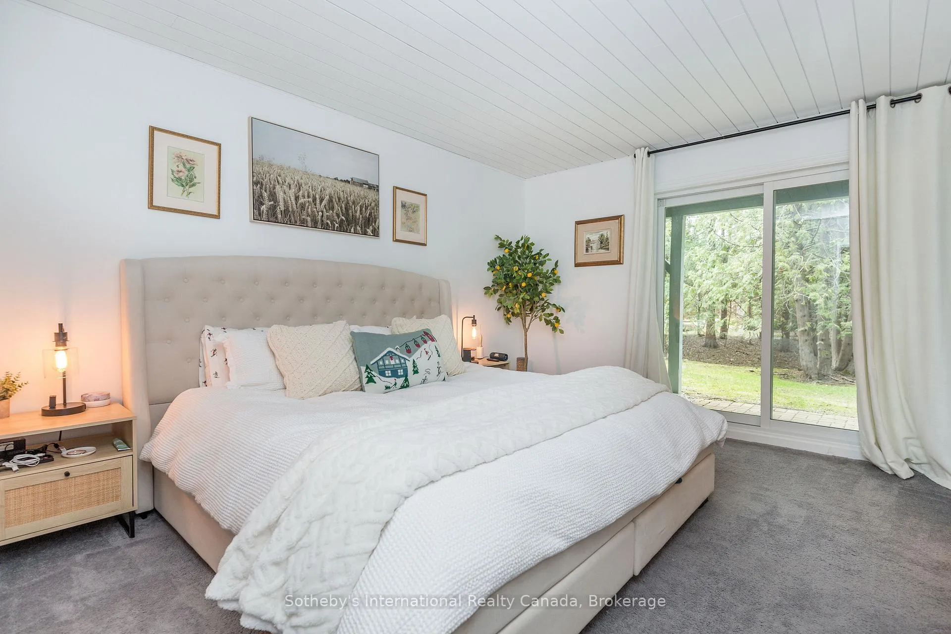 Photo 8 of Unit 16, 125 Fairway Crescent, Collingwood — HOMEH