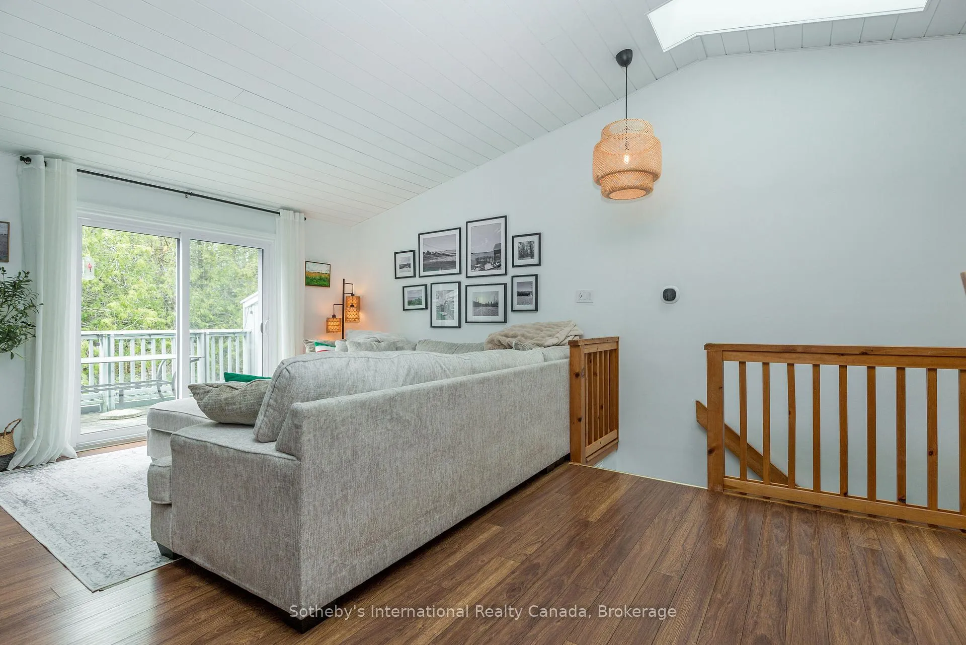 Photo 19 of Unit 16, 125 Fairway Crescent, Collingwood — HOMEH