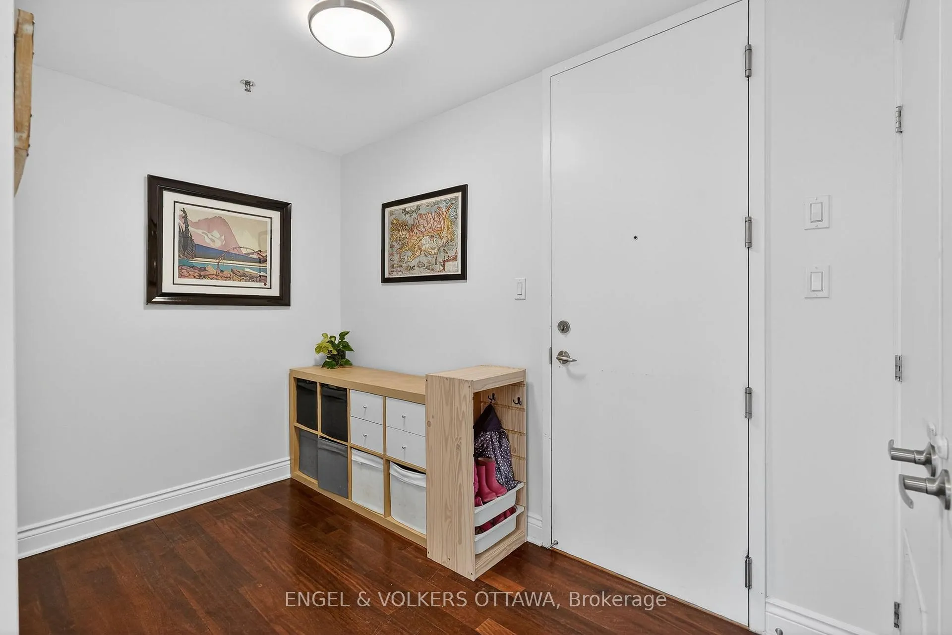 Photo 5 of Unit 204, 323 Winona Avenue, Ottawa, Westboro South — HOMEH