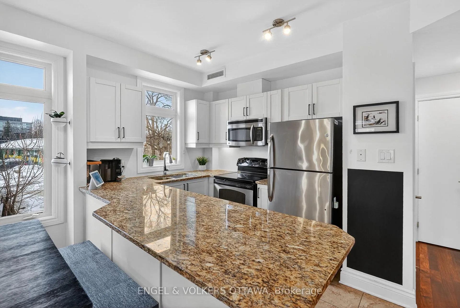 Photo 10 of Unit 204, 323 Winona Avenue, Ottawa, Westboro South — HOMEH