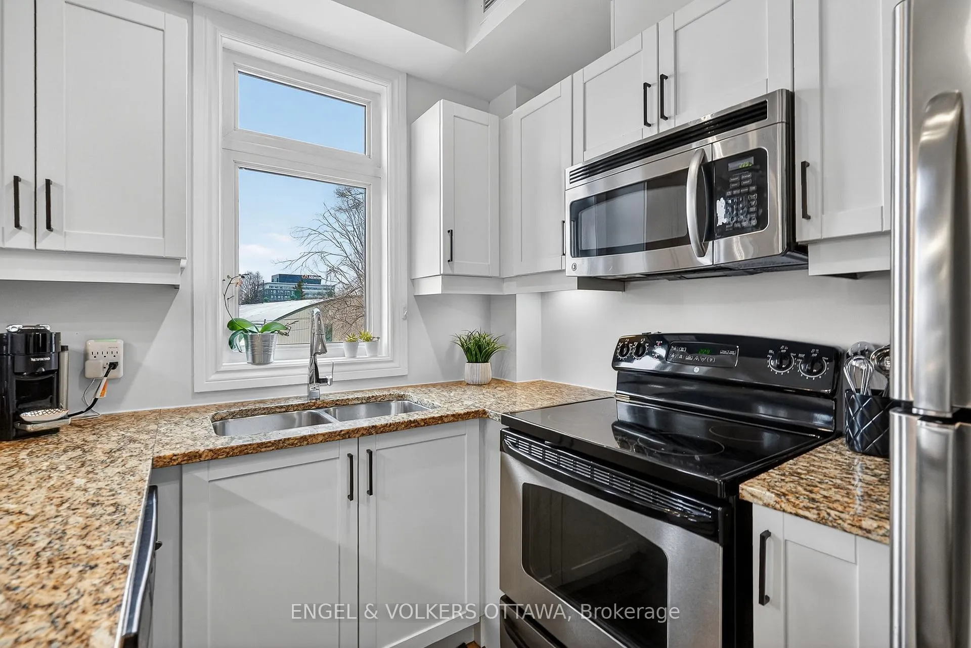 Photo 12 of Unit 204, 323 Winona Avenue, Ottawa, Westboro South — HOMEH