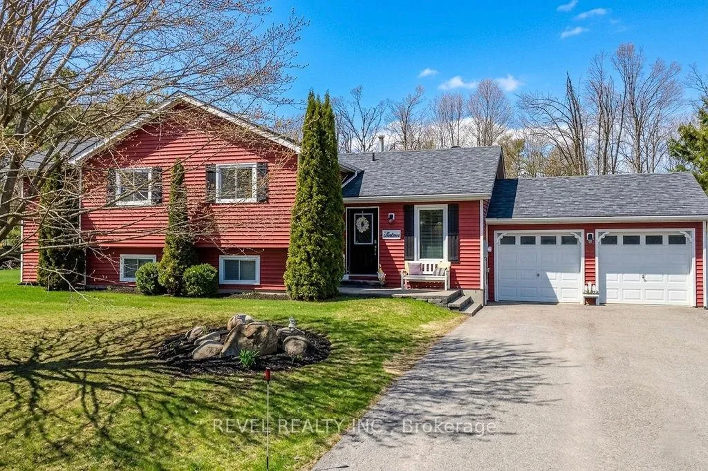 Front of 16 Sumac Crescent