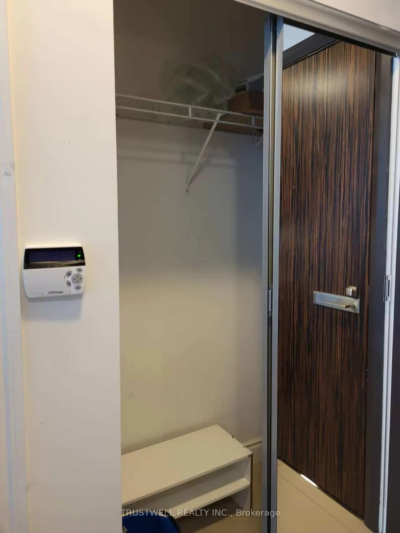 Photo 2 of Unit 717, 277 South Park Road, Markham, Commerce Valley — HOMEH