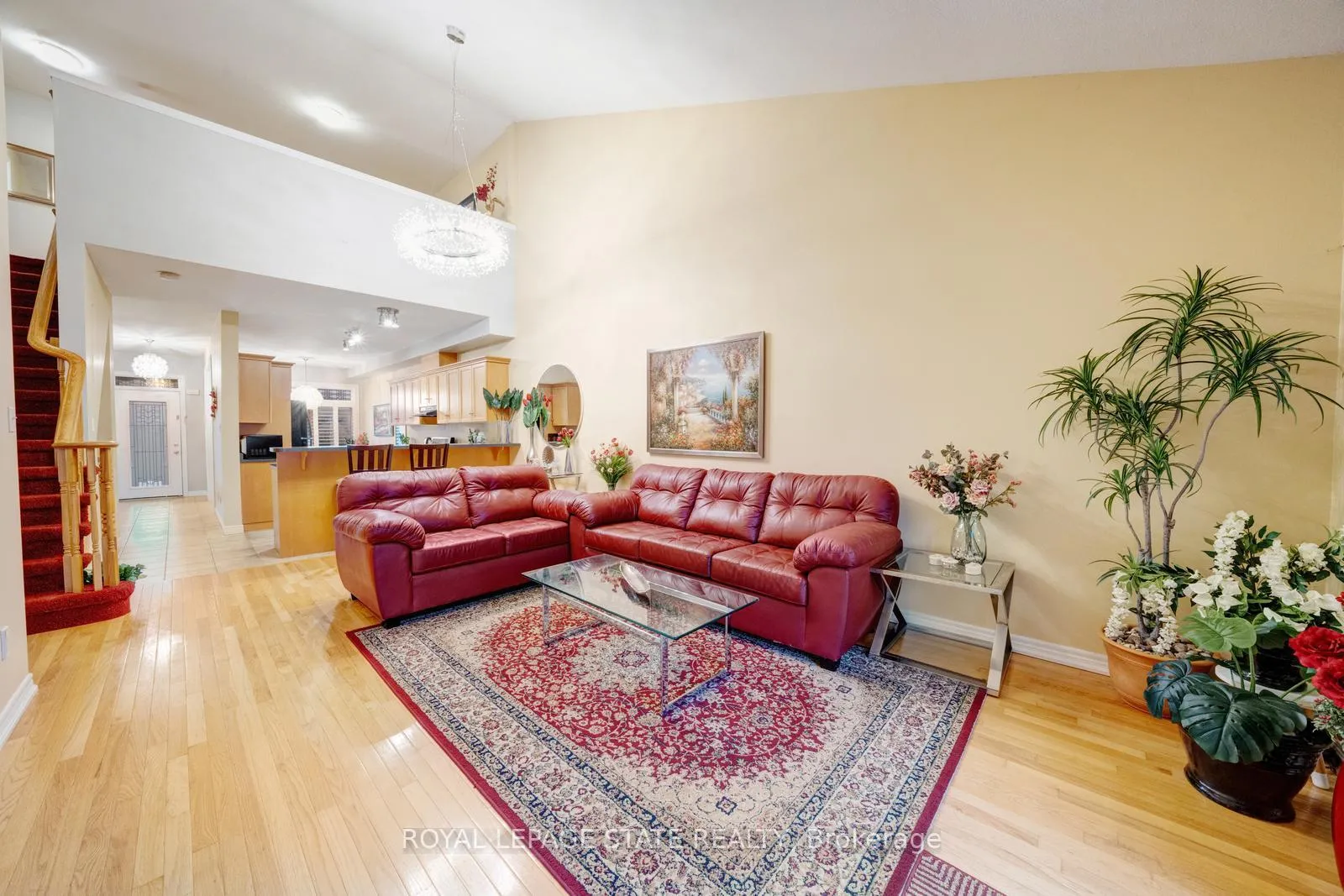 Photo 14 of 30 Conrad Place, Grimsby, Grimsby Beach — HOMEH