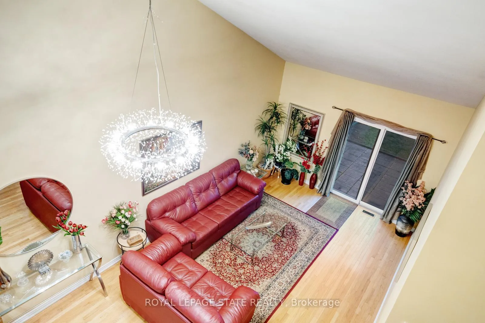 Photo 23 of 30 Conrad Place, Grimsby, Grimsby Beach — HOMEH