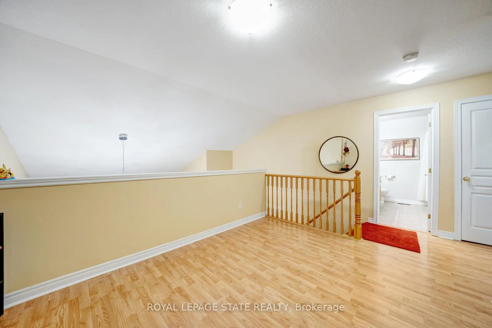 Photo 25 of 30 Conrad Place, Grimsby, Grimsby Beach — HOMEH