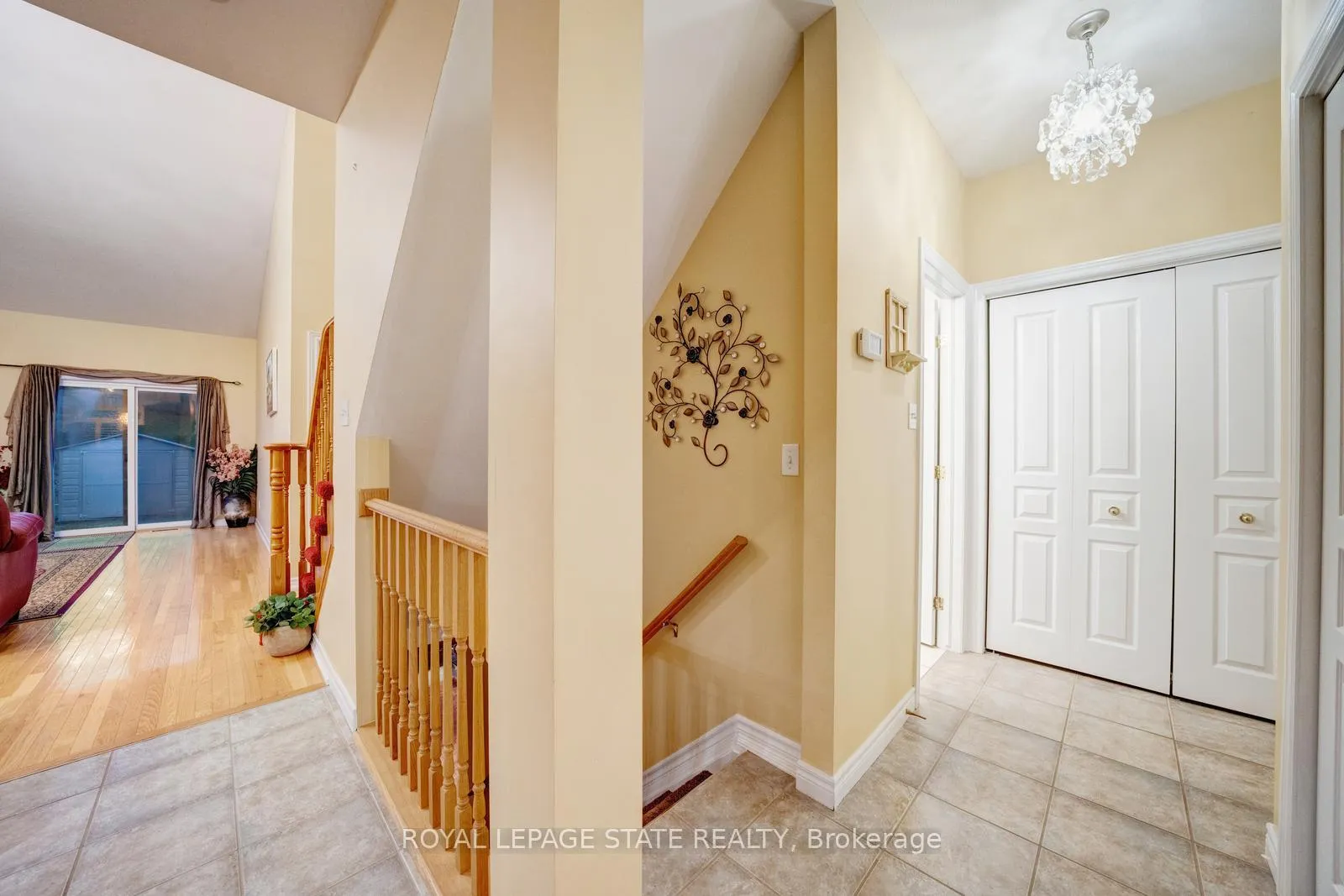 Photo 28 of 30 Conrad Place, Grimsby, Grimsby Beach — HOMEH