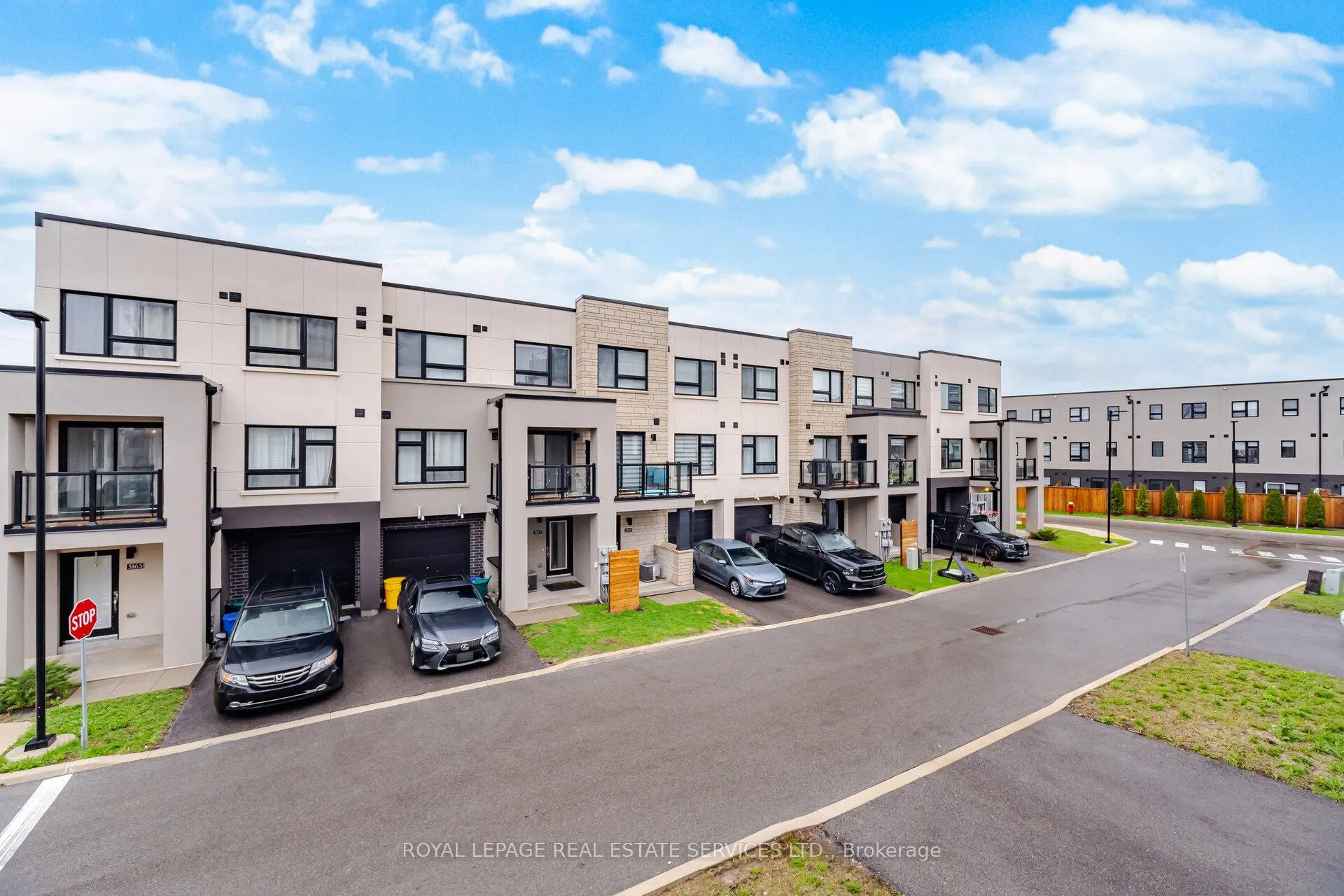 Photo 44 of 3166 Lotus Common, Burlington, Alton — HOMEH