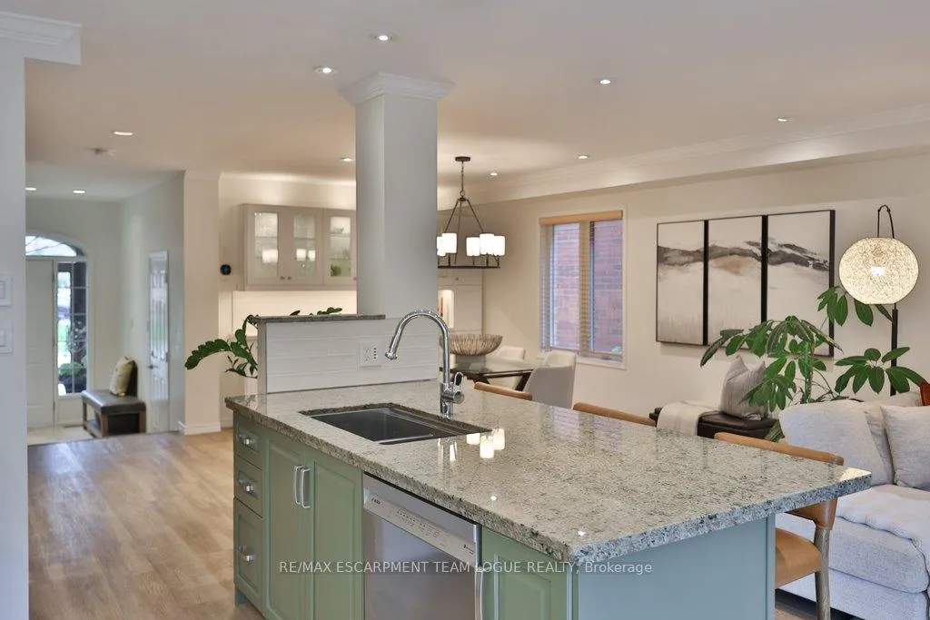 Photo 16 of 2226 Arbourview Drive, Oakville, Westmount — HOMEH