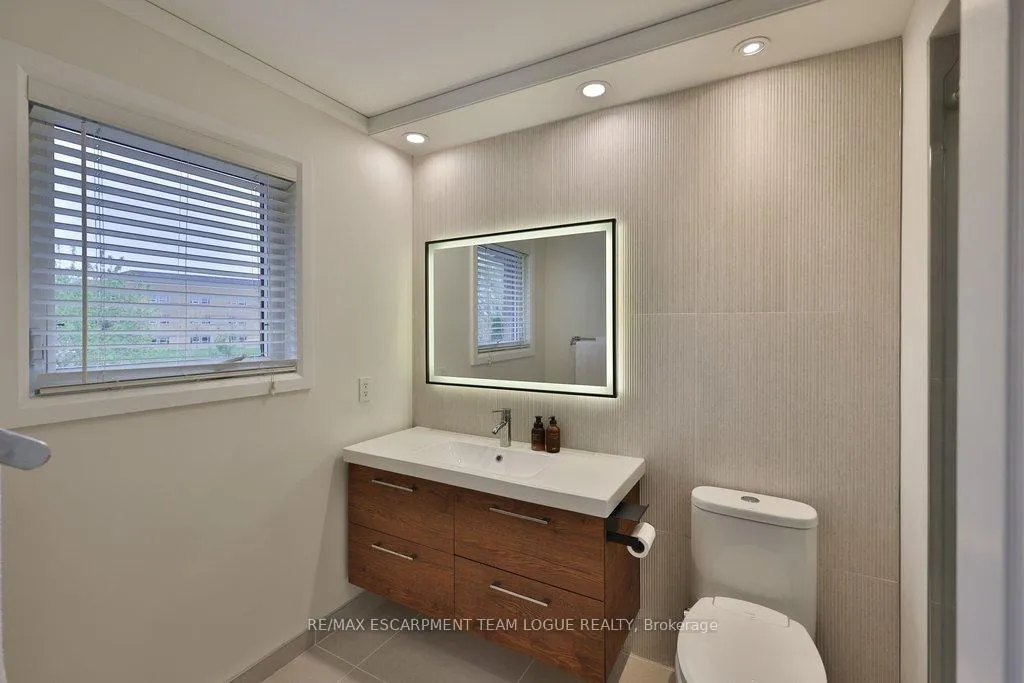Photo 21 of 2226 Arbourview Drive, Oakville, Westmount — HOMEH