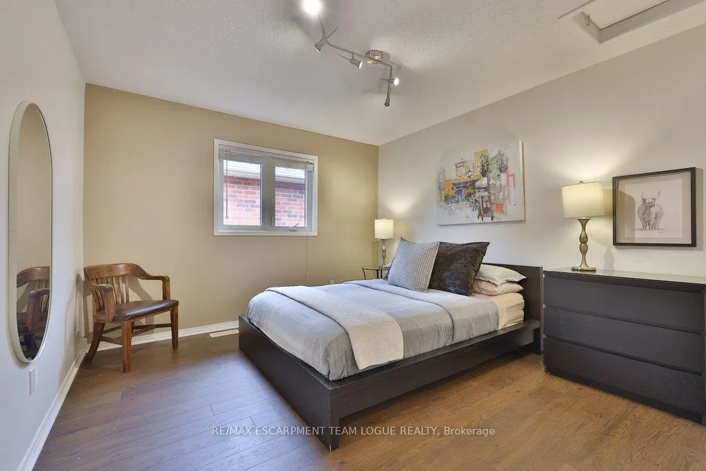 Photo 23 of 2226 Arbourview Drive, Oakville, Westmount — HOMEH