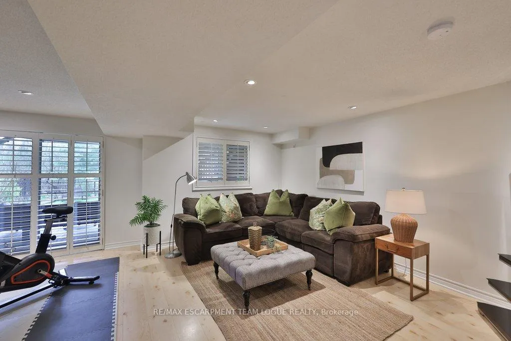 Photo 29 of 2226 Arbourview Drive, Oakville, Westmount — HOMEH