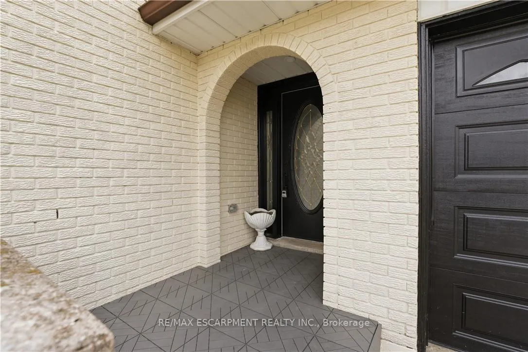 Photo 6 of 11 Marcella Crescent, Hamilton, Gershome — HOMEH