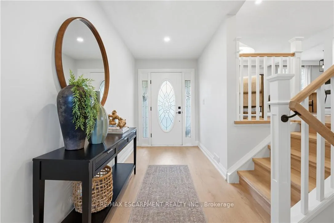 Photo 8 of 11 Marcella Crescent, Hamilton, Gershome — HOMEH