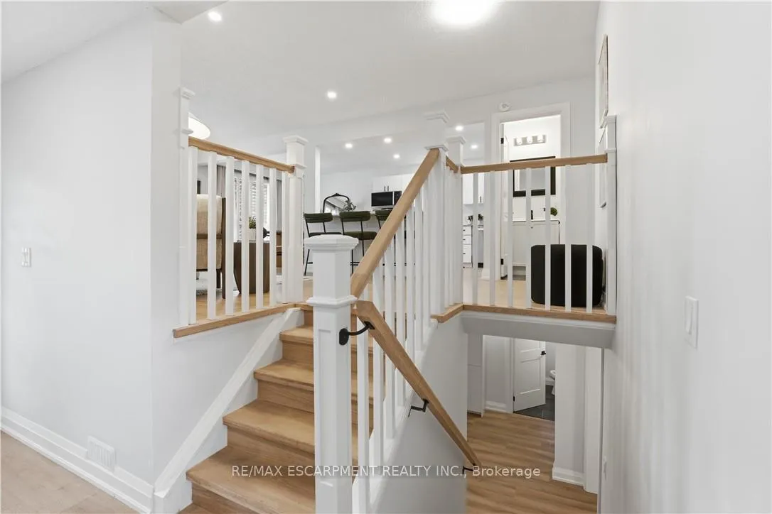 Photo 9 of 11 Marcella Crescent, Hamilton, Gershome — HOMEH