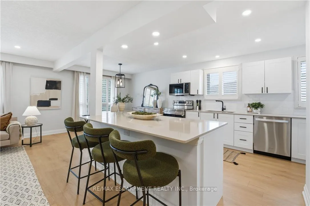 Photo 11 of 11 Marcella Crescent, Hamilton, Gershome — HOMEH