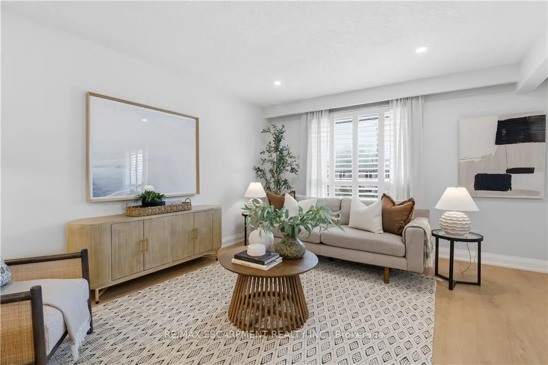 Photo 18 of 11 Marcella Crescent, Hamilton, Gershome — HOMEH
