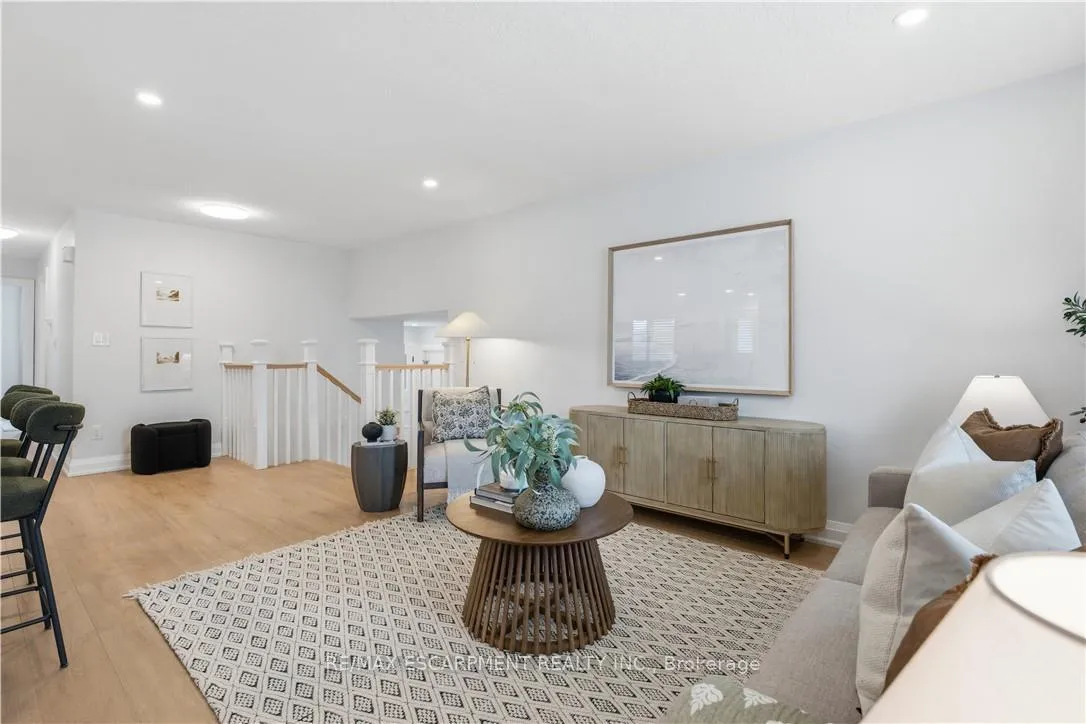 Photo 19 of 11 Marcella Crescent, Hamilton, Gershome — HOMEH