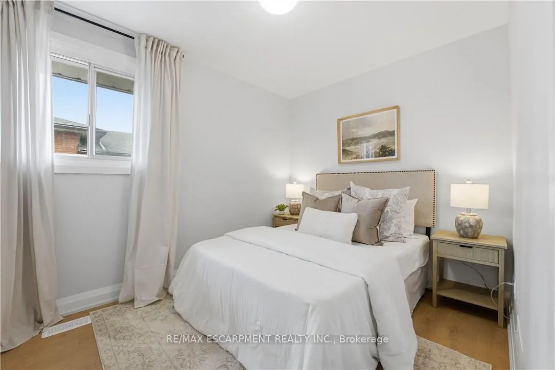 Photo 21 of 11 Marcella Crescent, Hamilton, Gershome — HOMEH