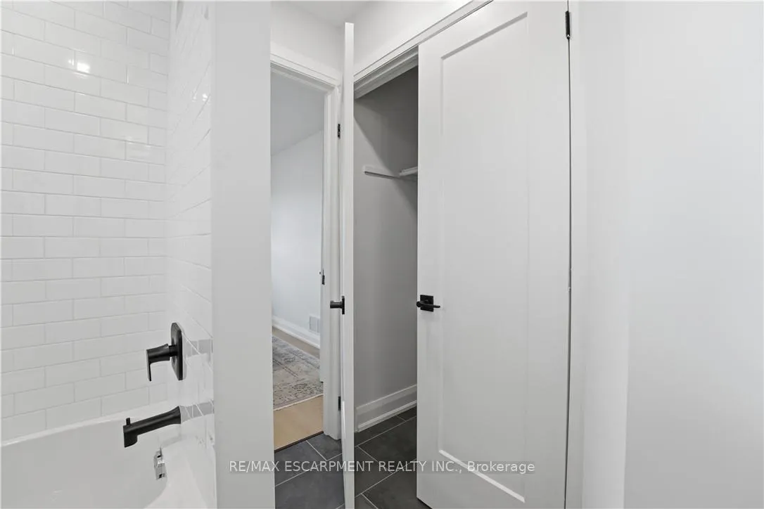 Photo 28 of 11 Marcella Crescent, Hamilton, Gershome — HOMEH