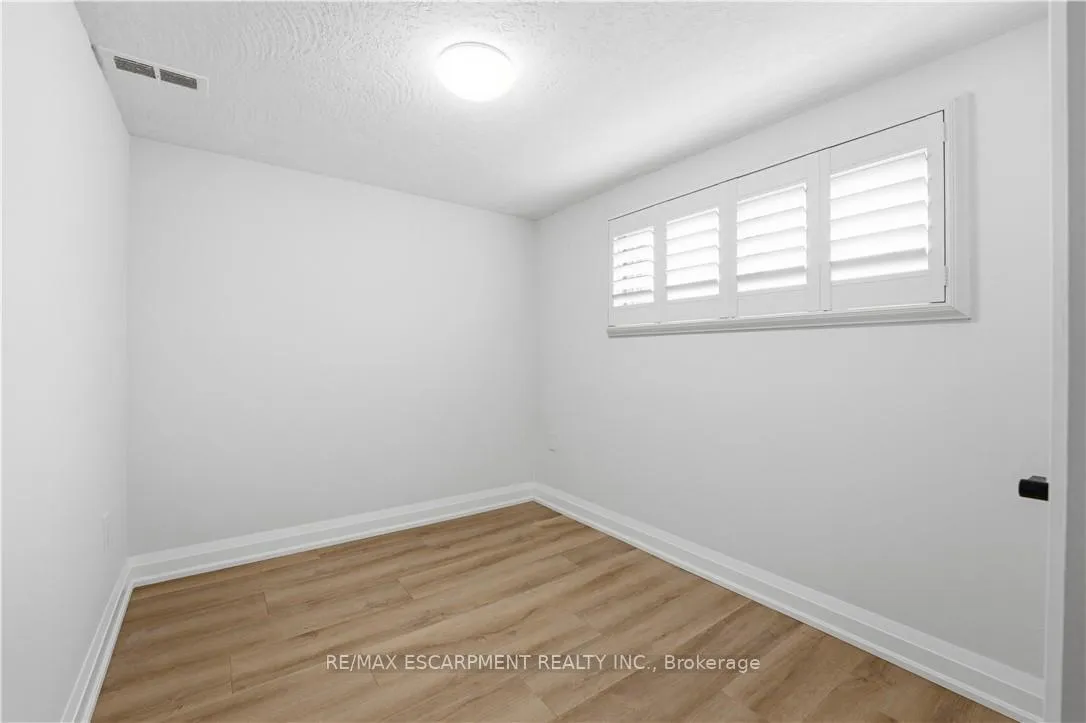 Photo 36 of 11 Marcella Crescent, Hamilton, Gershome — HOMEH