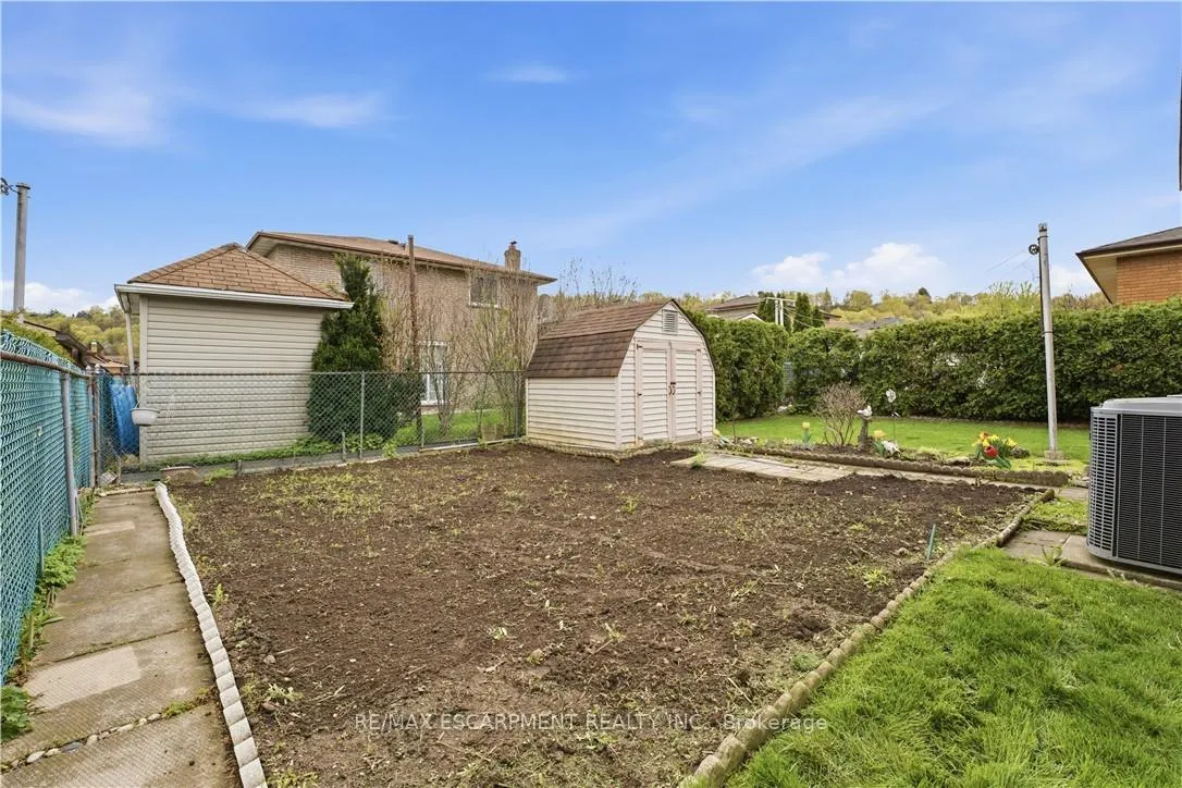 Photo 41 of 11 Marcella Crescent, Hamilton, Gershome — HOMEH