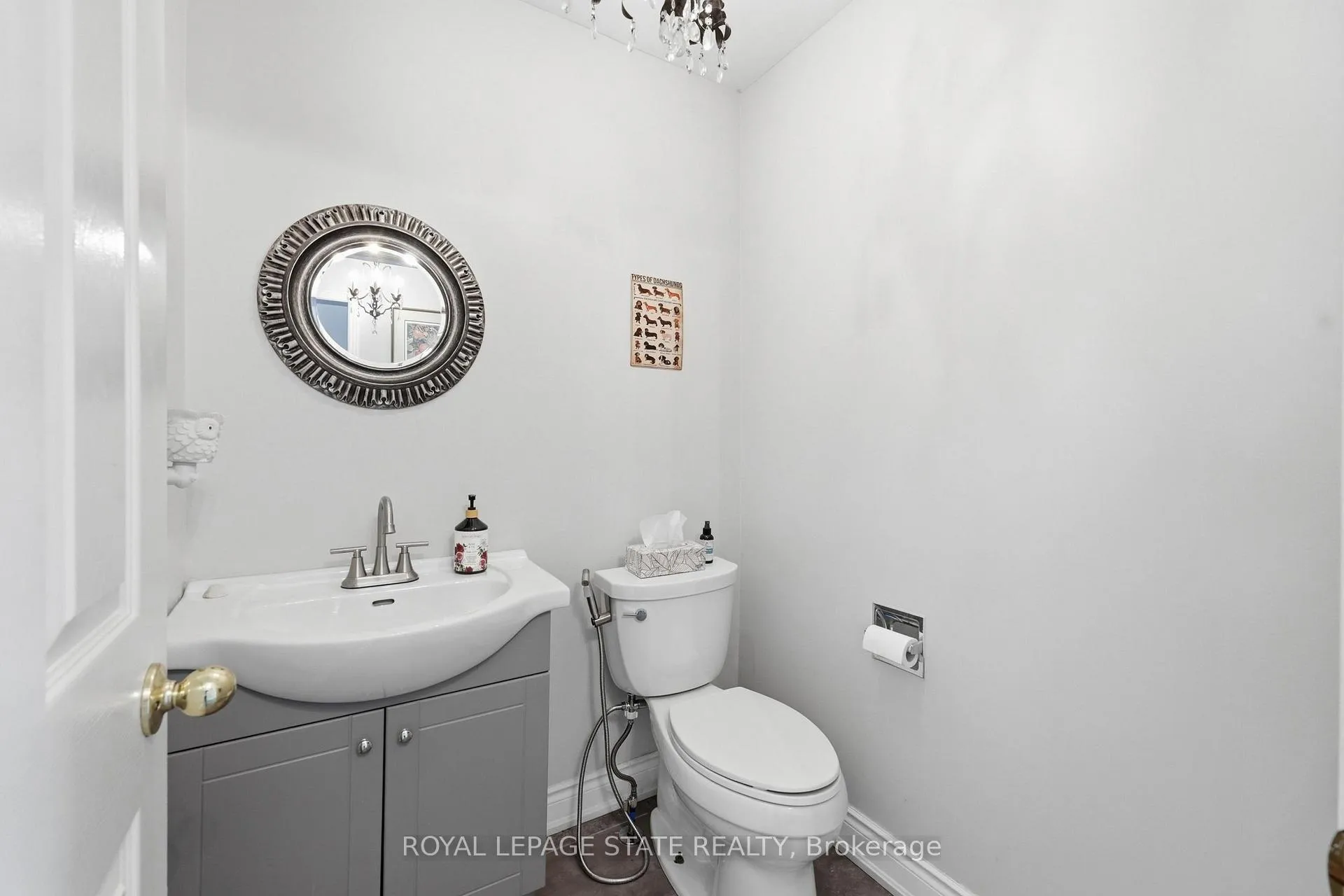 Photo 17 of 47 Macdougall Drive, Hamilton, Dundas — HOMEH