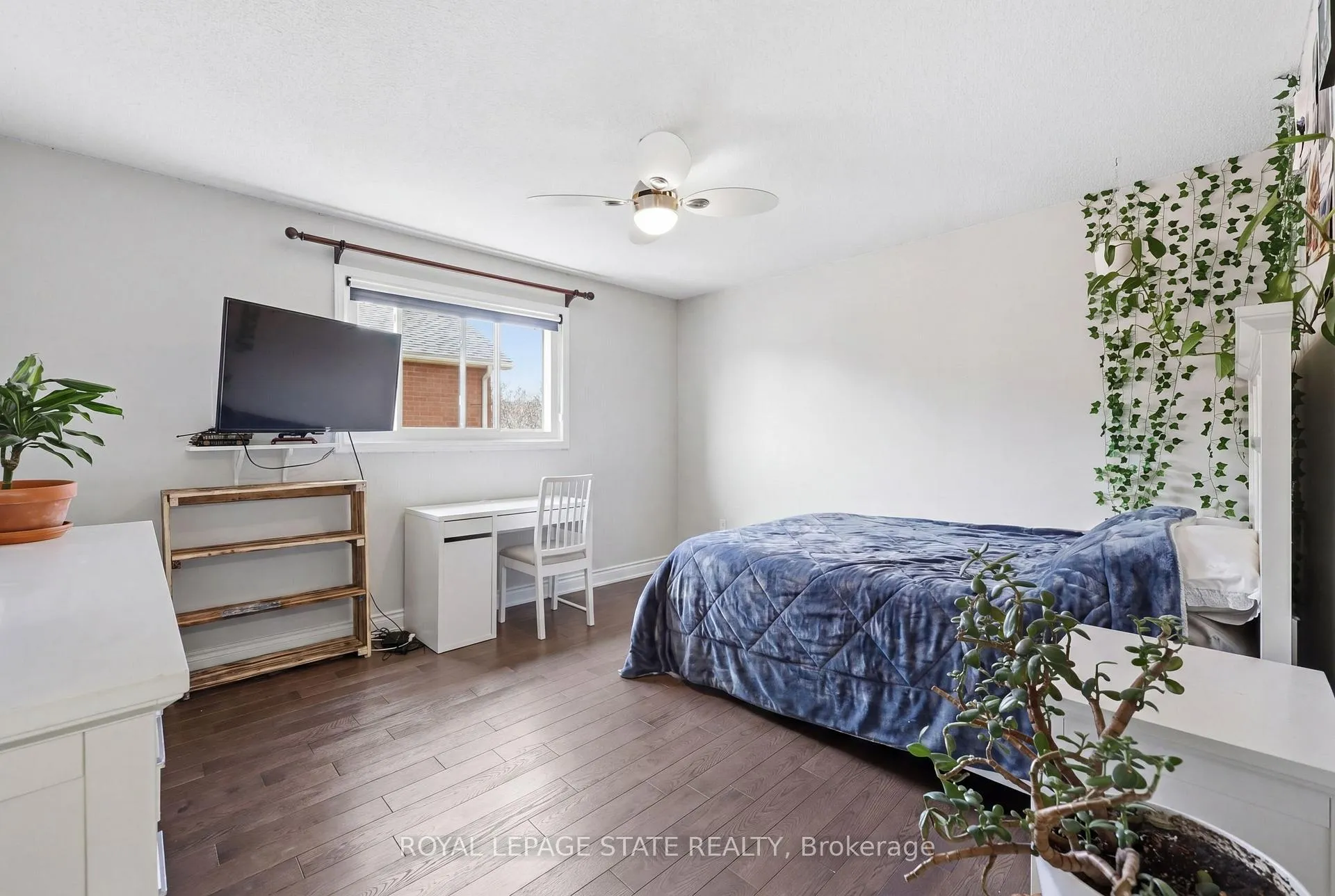 Photo 22 of 47 Macdougall Drive, Hamilton, Dundas — HOMEH