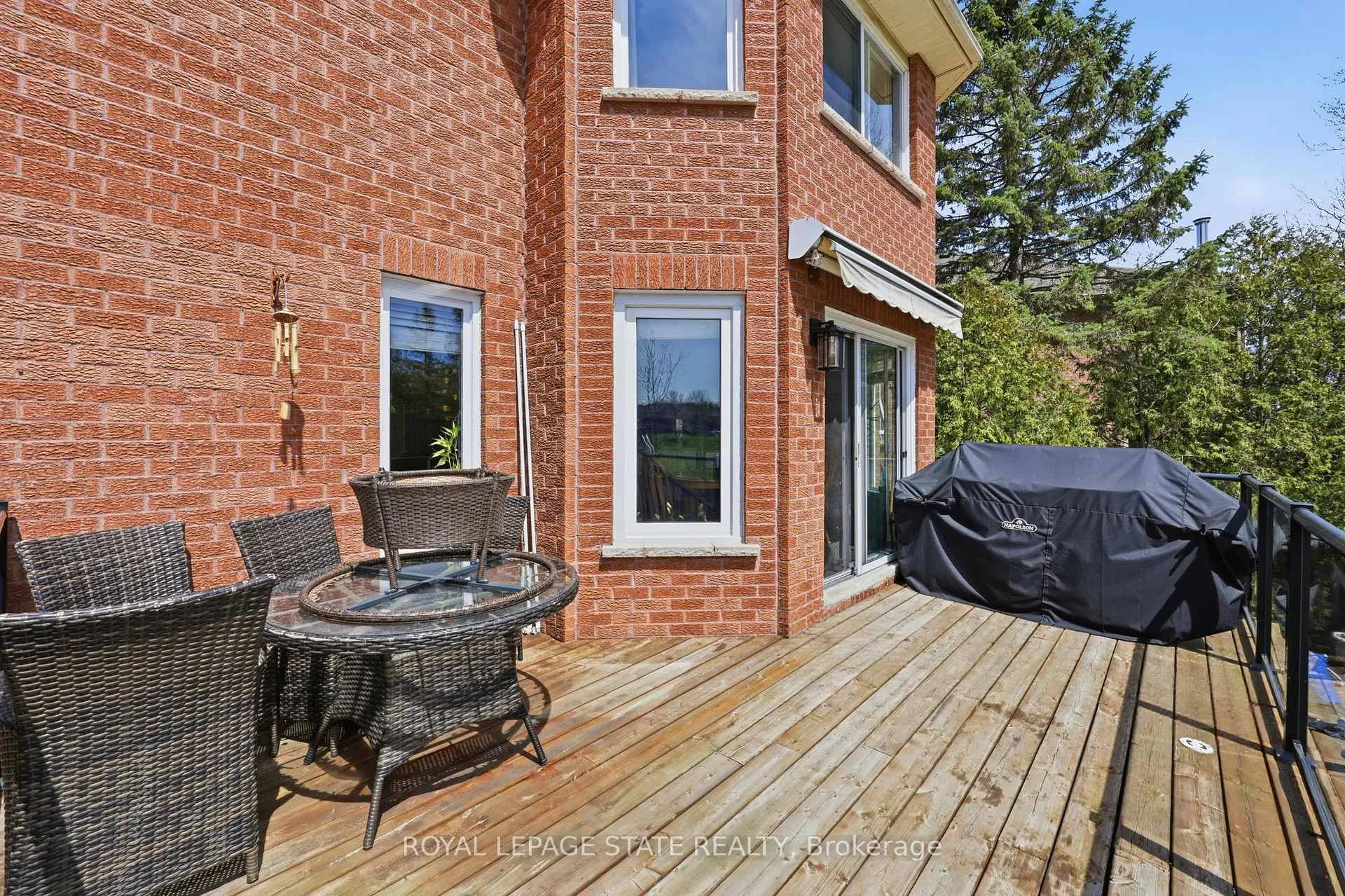 Photo 30 of 47 Macdougall Drive, Hamilton, Dundas — HOMEH