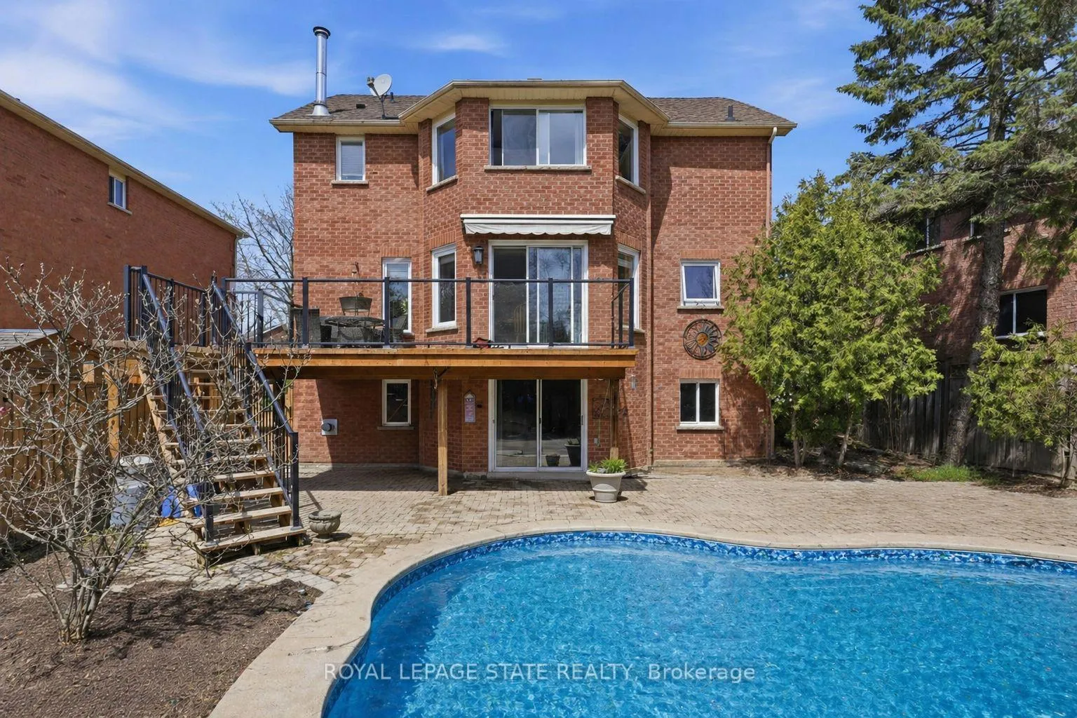 Photo 33 of 47 Macdougall Drive, Hamilton, Dundas — HOMEH