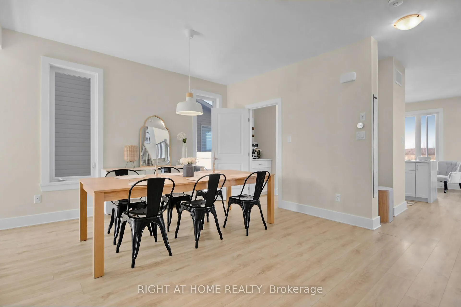 Photo 6 of 77 Dunlop Road, Carleton Place — HOMEH