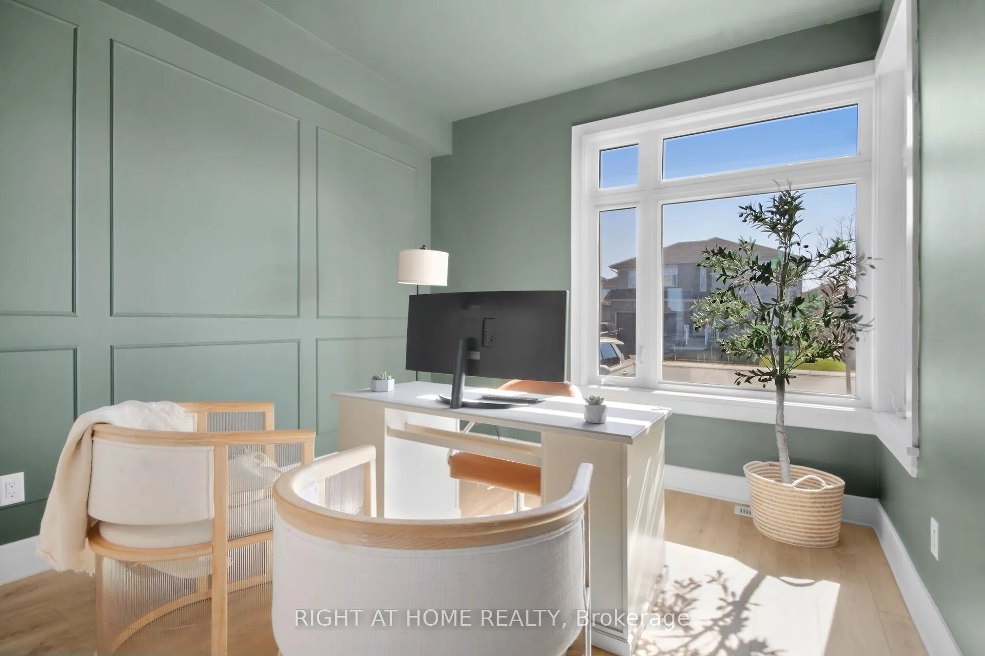 Photo 21 of 77 Dunlop Road, Carleton Place — HOMEH
