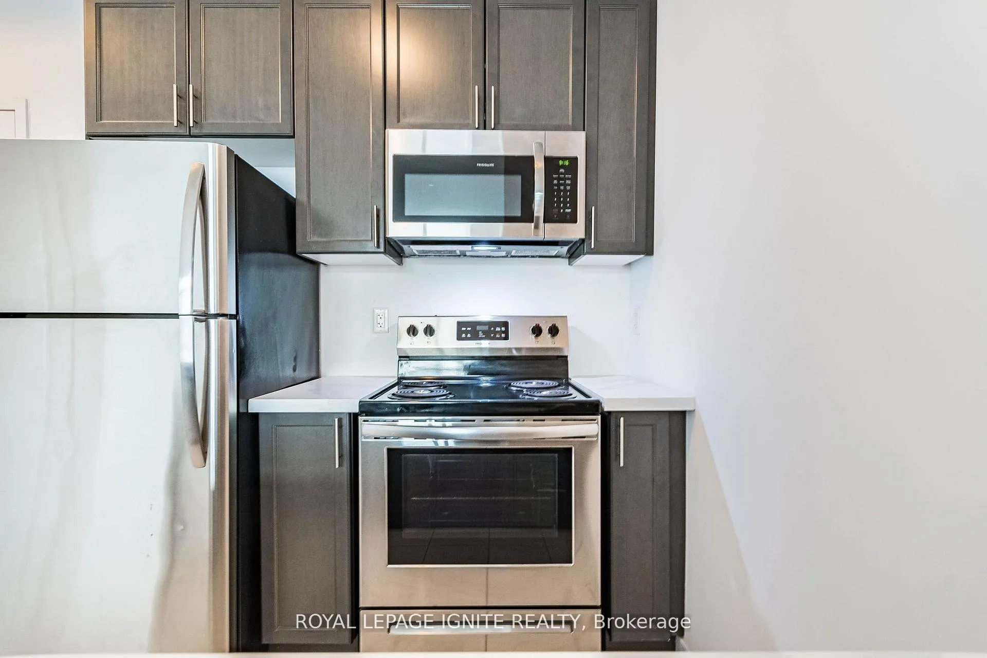 Photo 15 of Unit 614, 101 Shoreview Place, Hamilton, Lakeshore — HOMEH