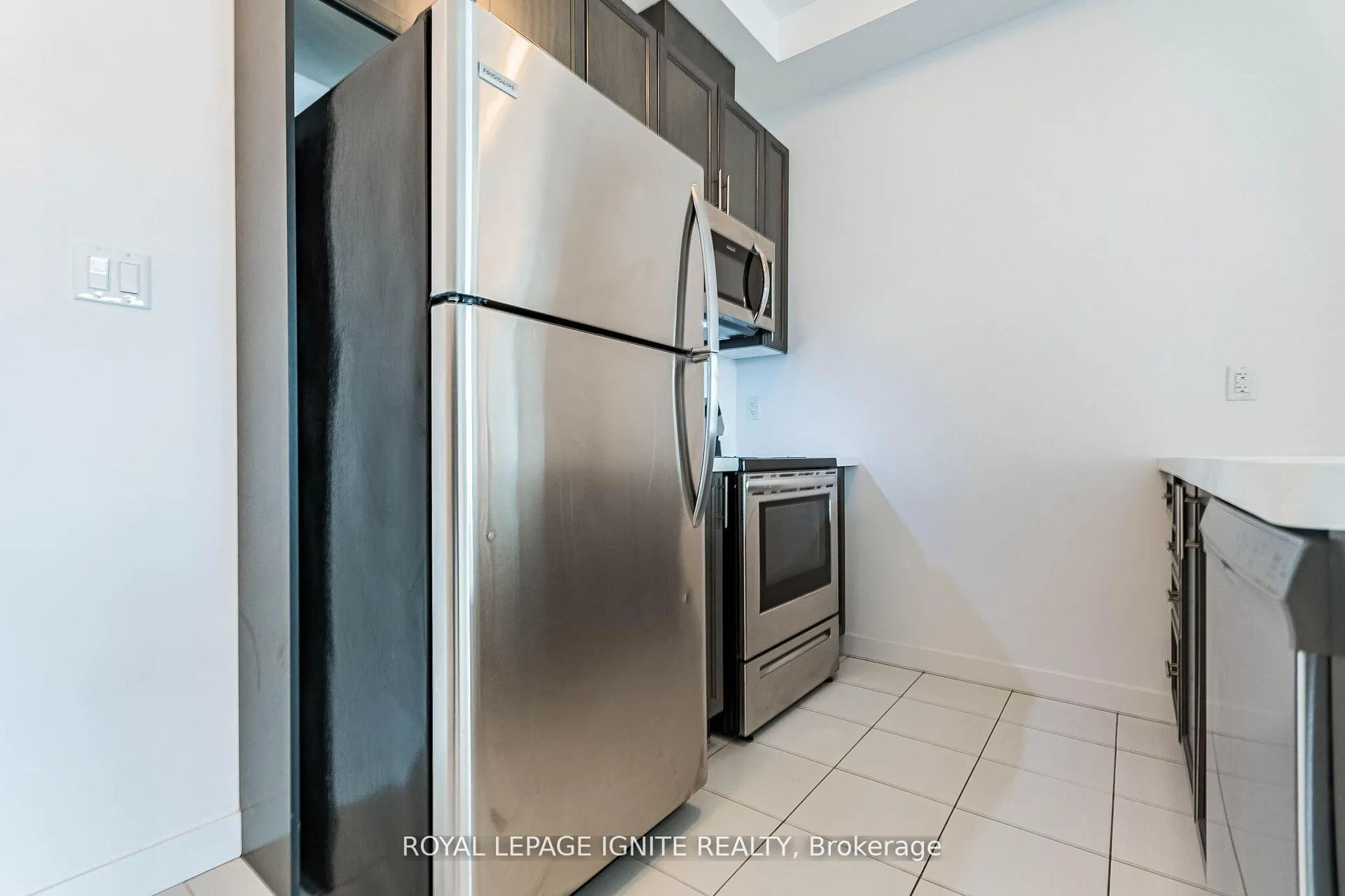 Photo 16 of Unit 614, 101 Shoreview Place, Hamilton, Lakeshore — HOMEH