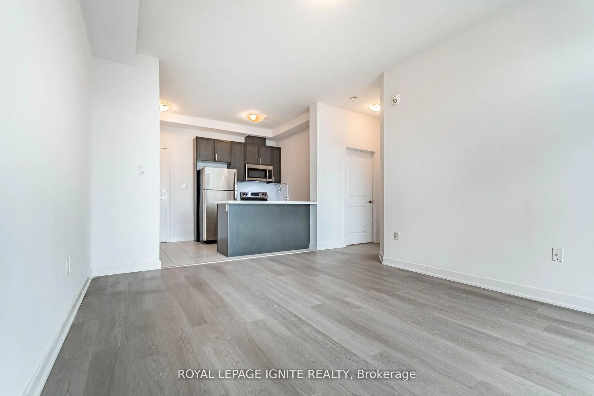 Photo 22 of Unit 614, 101 Shoreview Place, Hamilton, Lakeshore — HOMEH