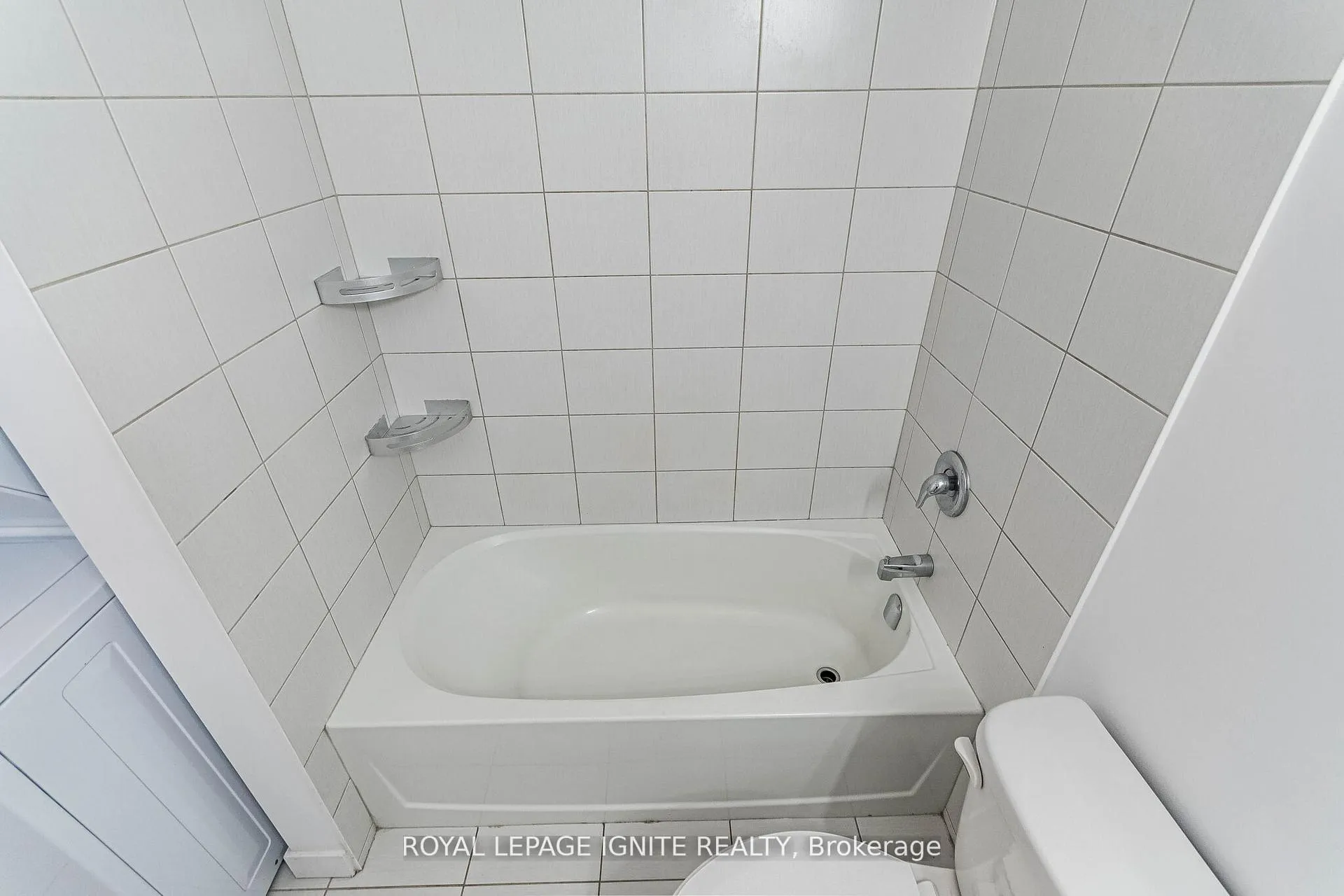 Photo 30 of Unit 614, 101 Shoreview Place, Hamilton, Lakeshore — HOMEH