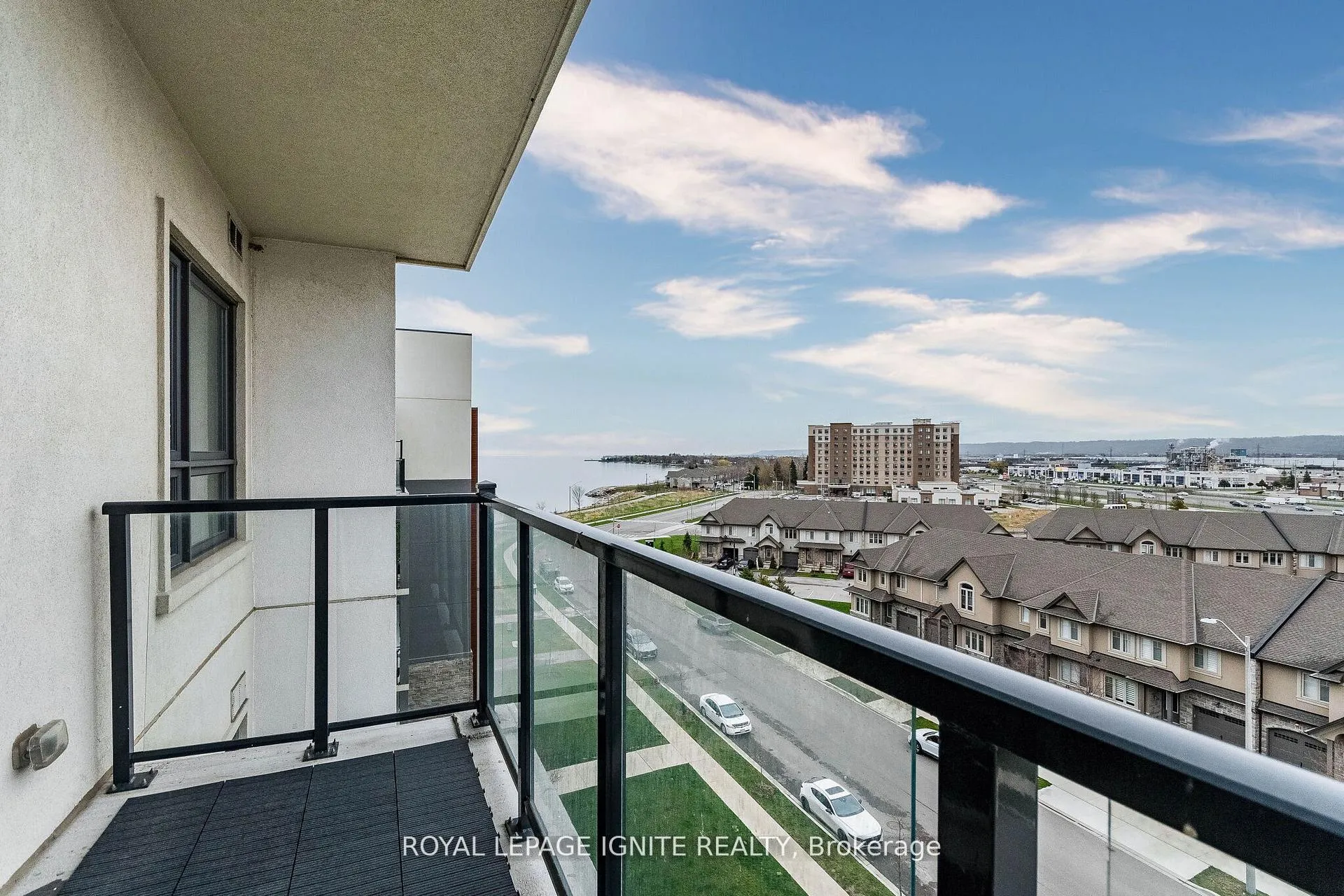 Photo 36 of Unit 614, 101 Shoreview Place, Hamilton, Lakeshore — HOMEH