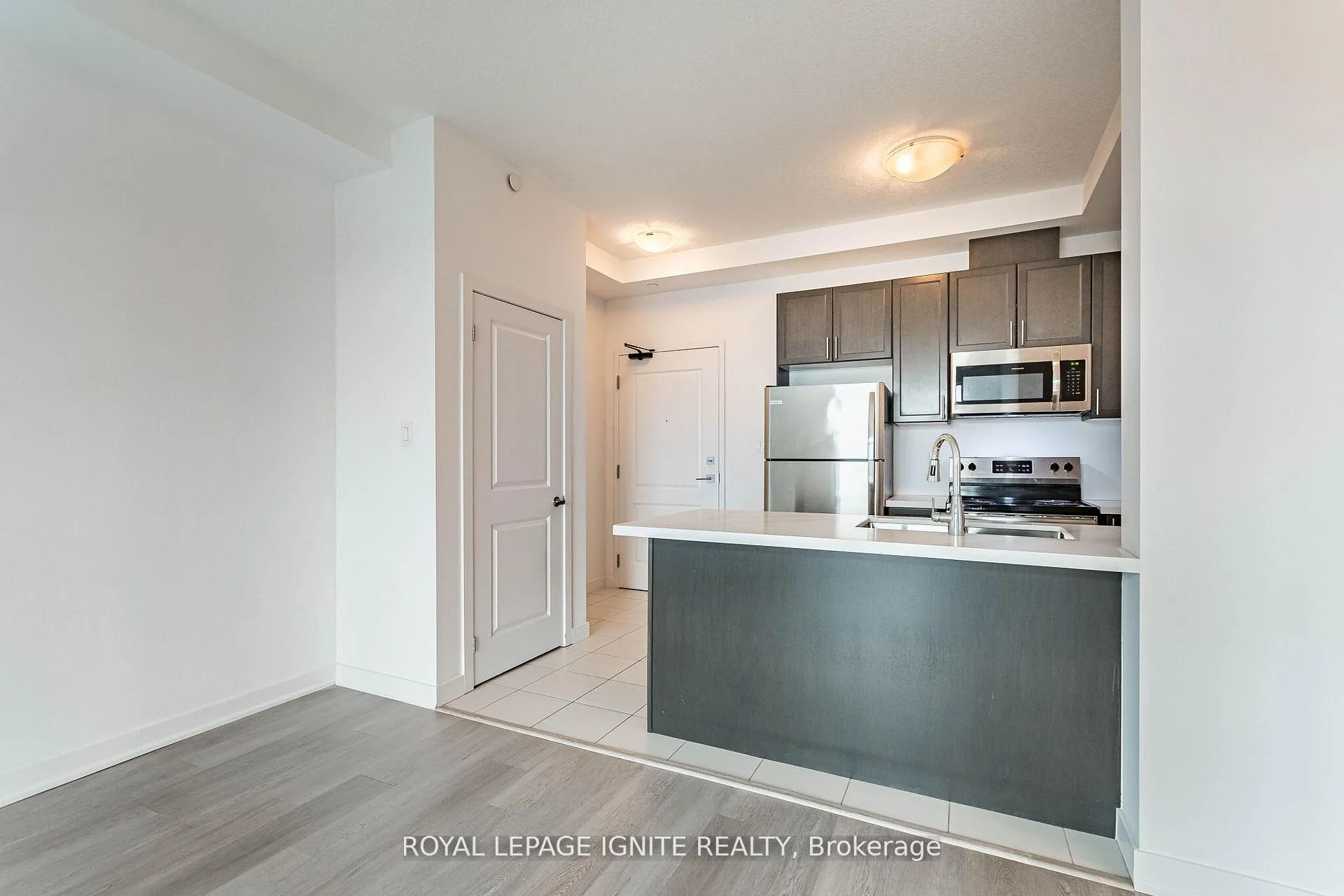 Photo 37 of Unit 614, 101 Shoreview Place, Hamilton, Lakeshore — HOMEH