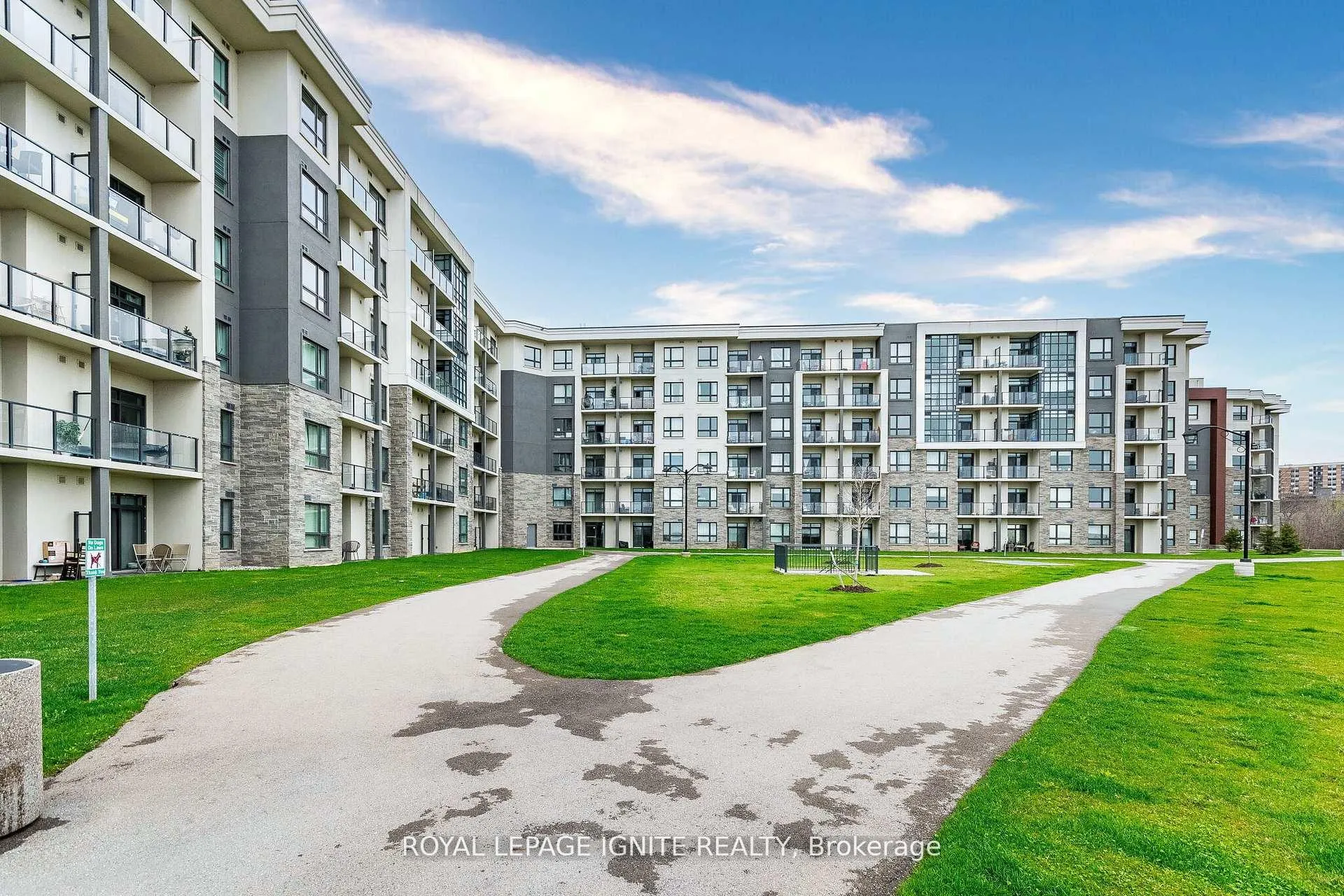 Photo 42 of Unit 614, 101 Shoreview Place, Hamilton, Lakeshore — HOMEH