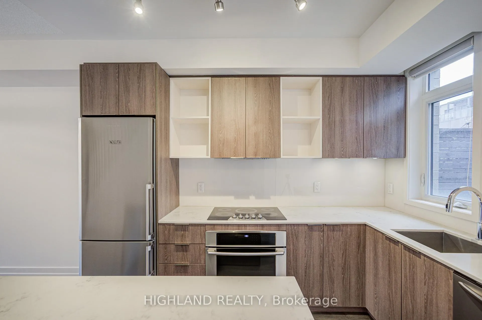 Photo 9 of 62 St David Street, Toronto, Regent Park — HOMEH