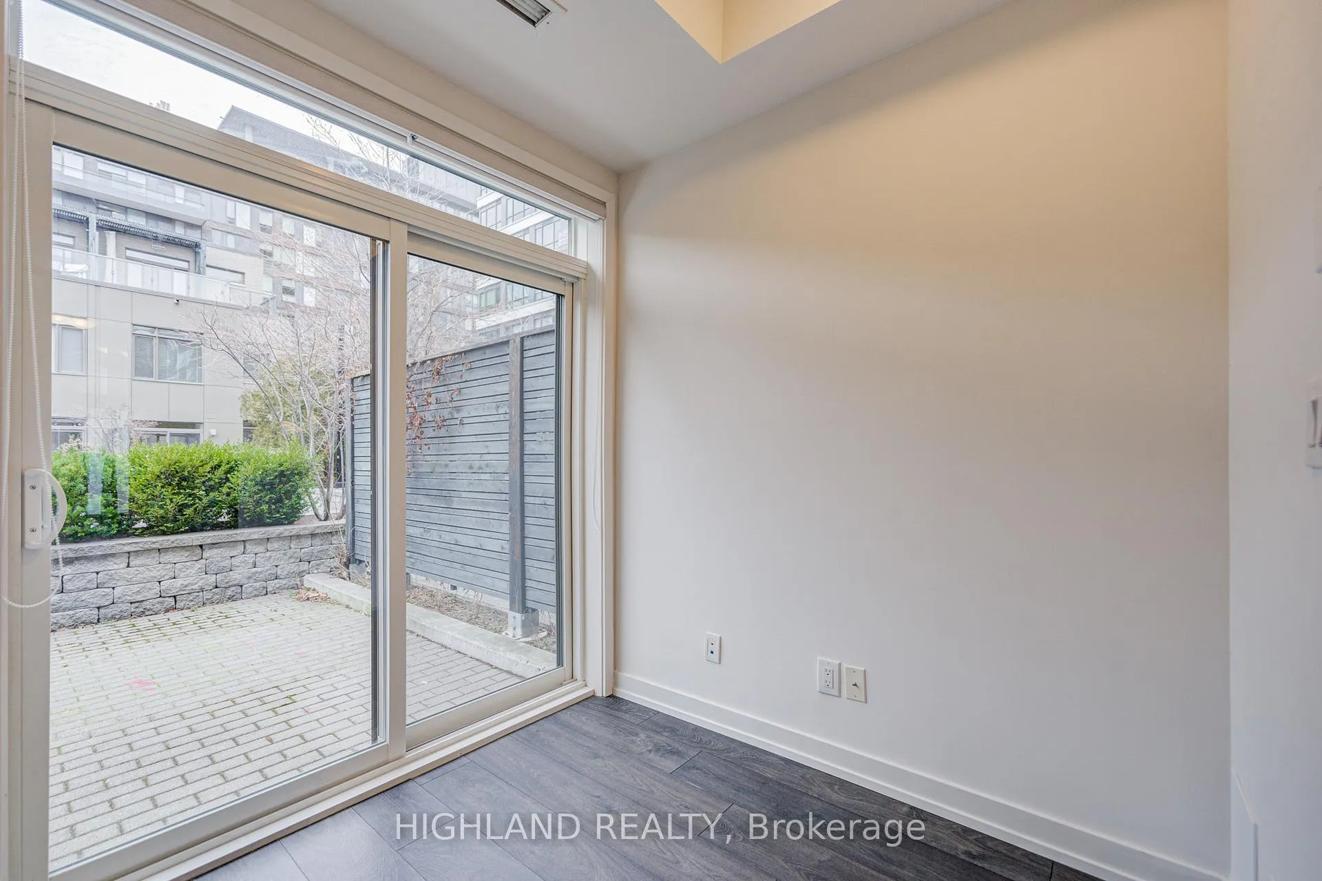 Photo 10 of 62 St David Street, Toronto, Regent Park — HOMEH