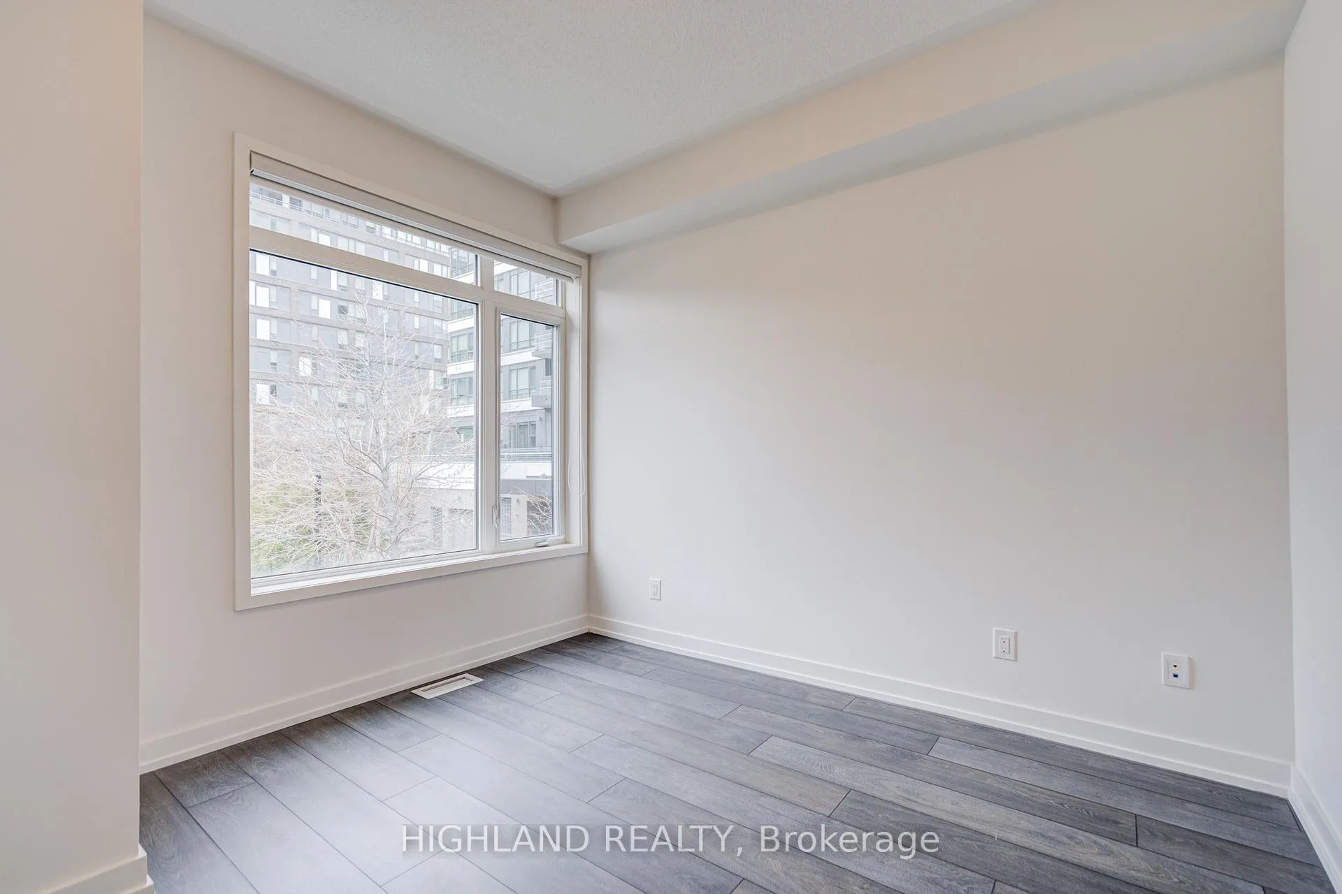 Photo 13 of 62 St David Street, Toronto, Regent Park — HOMEH