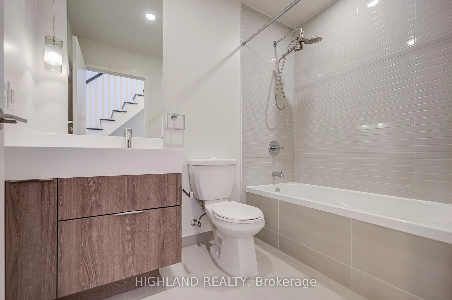 Photo 15 of 62 St David Street, Toronto, Regent Park — HOMEH