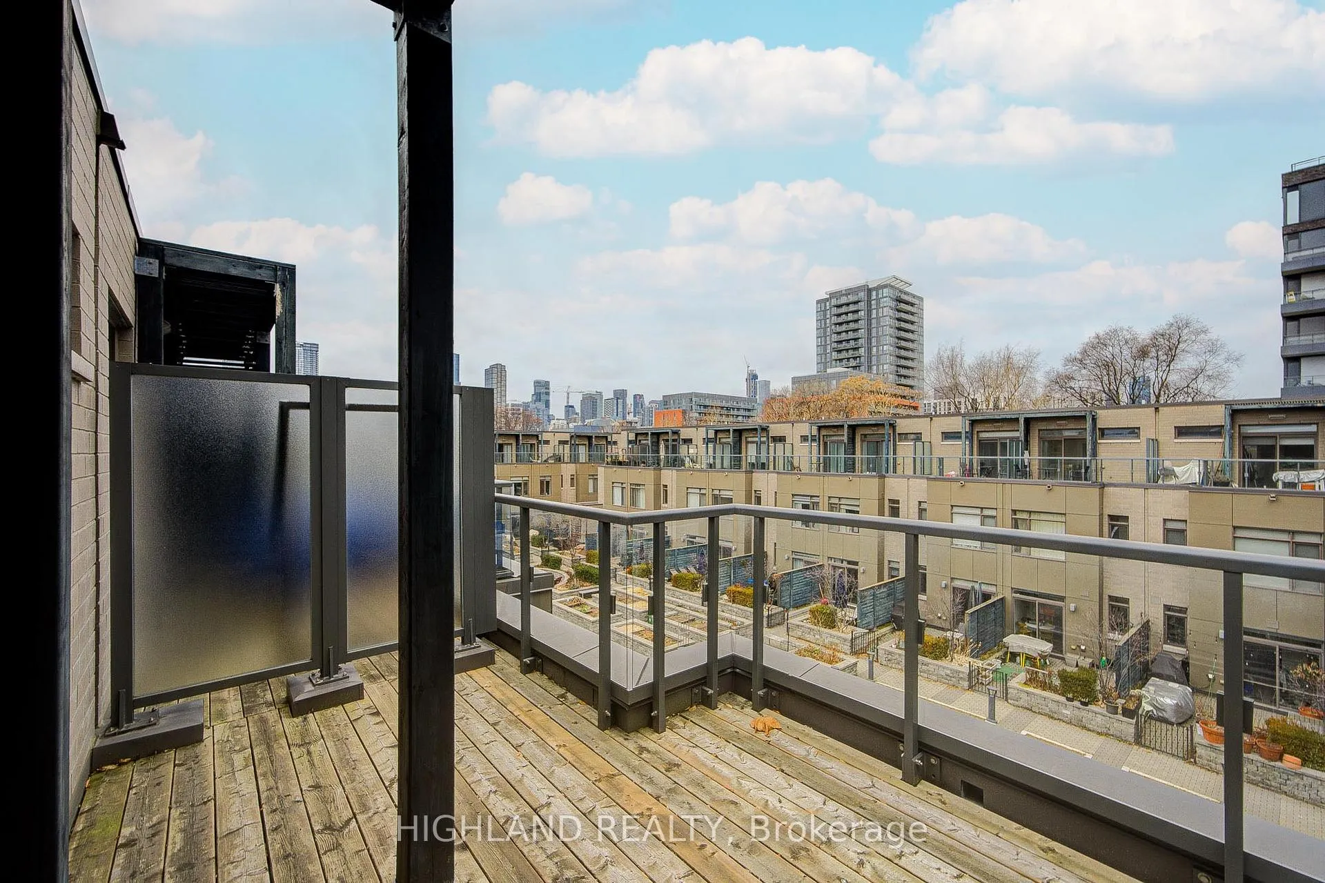 Photo 23 of 62 St David Street, Toronto, Regent Park — HOMEH