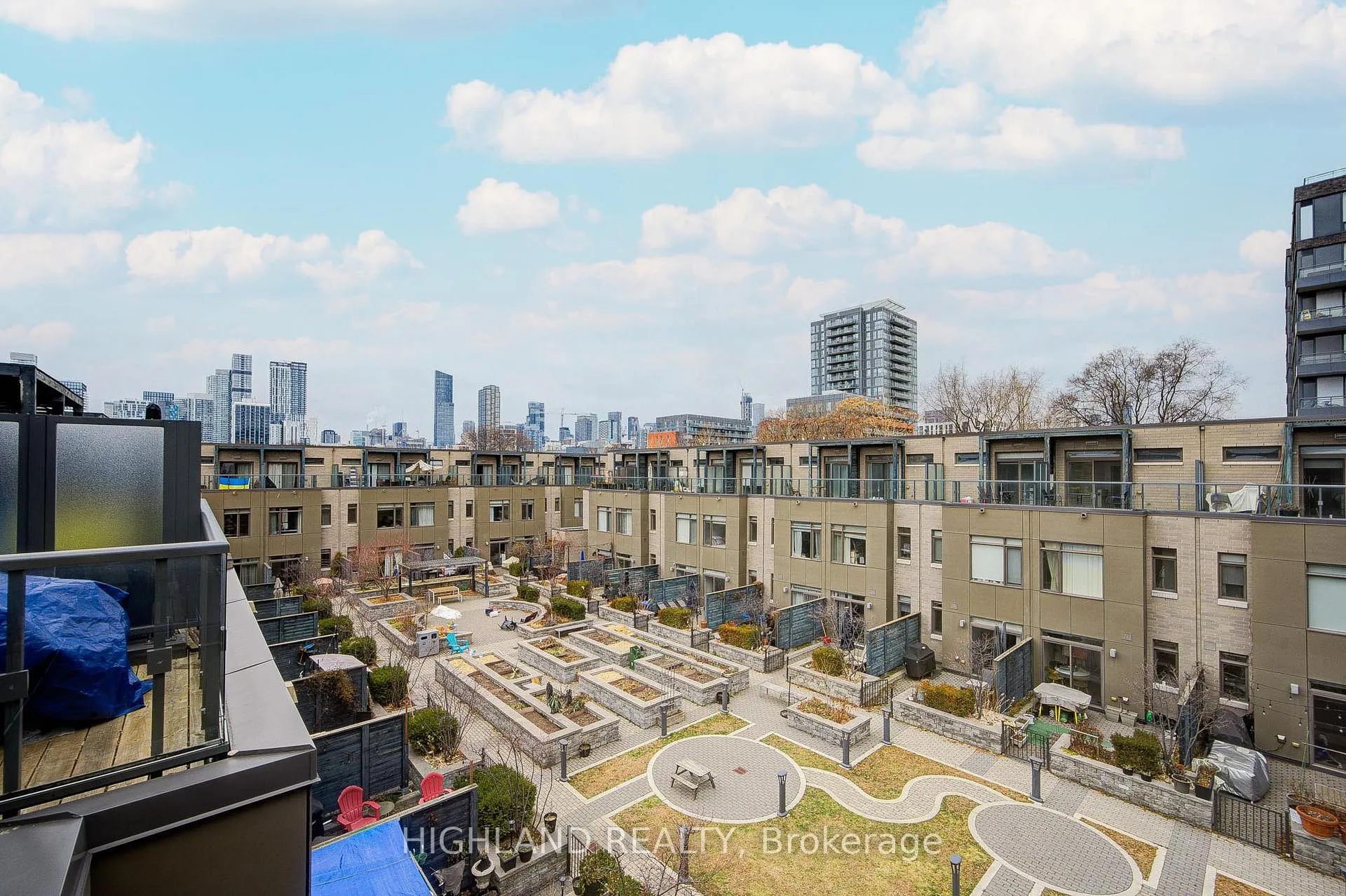 Photo 25 of 62 St David Street, Toronto, Regent Park — HOMEH