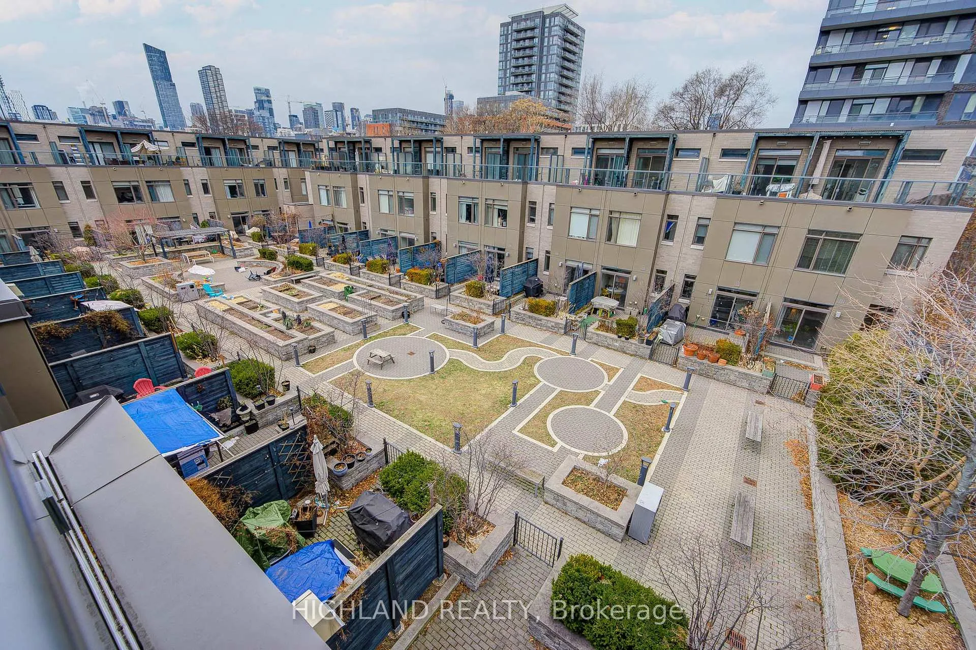 Photo 27 of 62 St David Street, Toronto, Regent Park — HOMEH