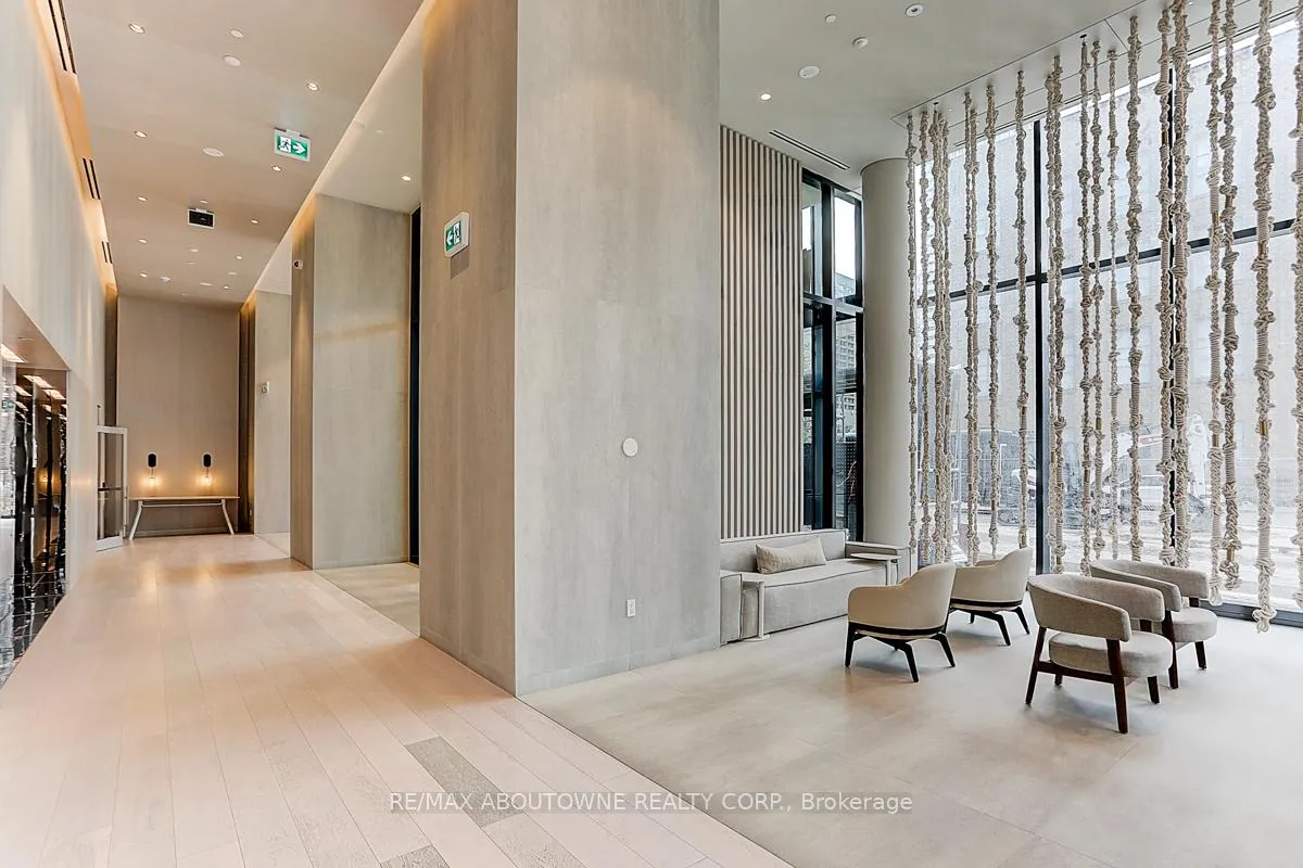 Photo 3 of Unit 5515, 55 Cooper Street, Toronto, Waterfront Communities — HOMEH