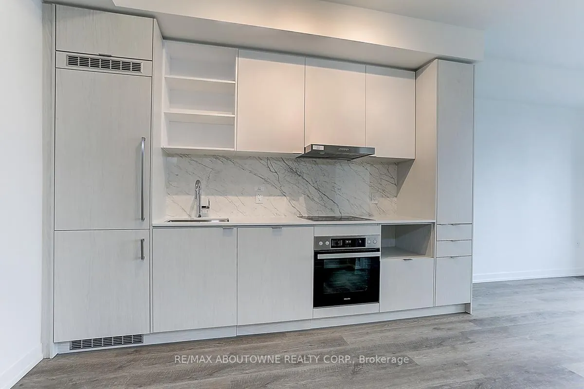 Photo 7 of Unit 5515, 55 Cooper Street, Toronto, Waterfront Communities — HOMEH